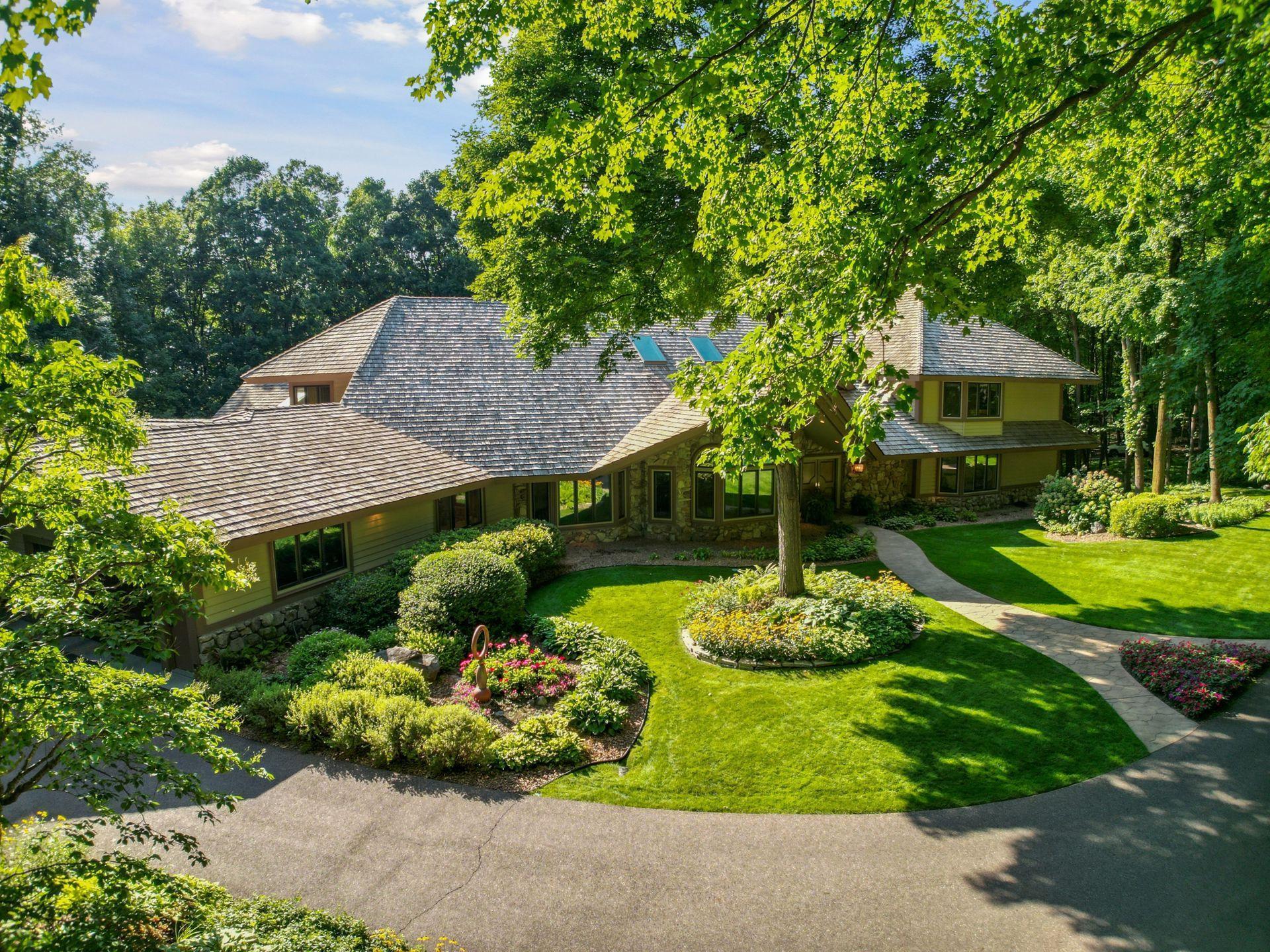 1420 Tamarack Drive