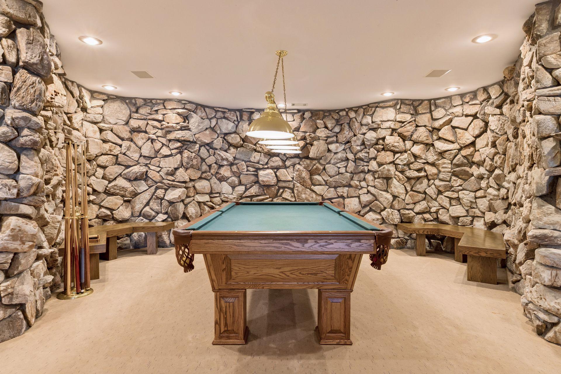 1420 Tamarack Drive