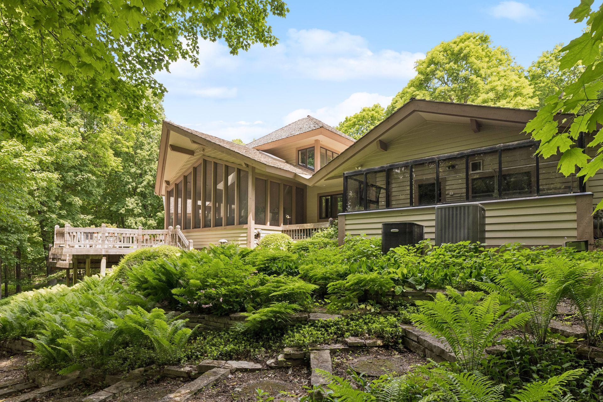 1420 Tamarack Drive