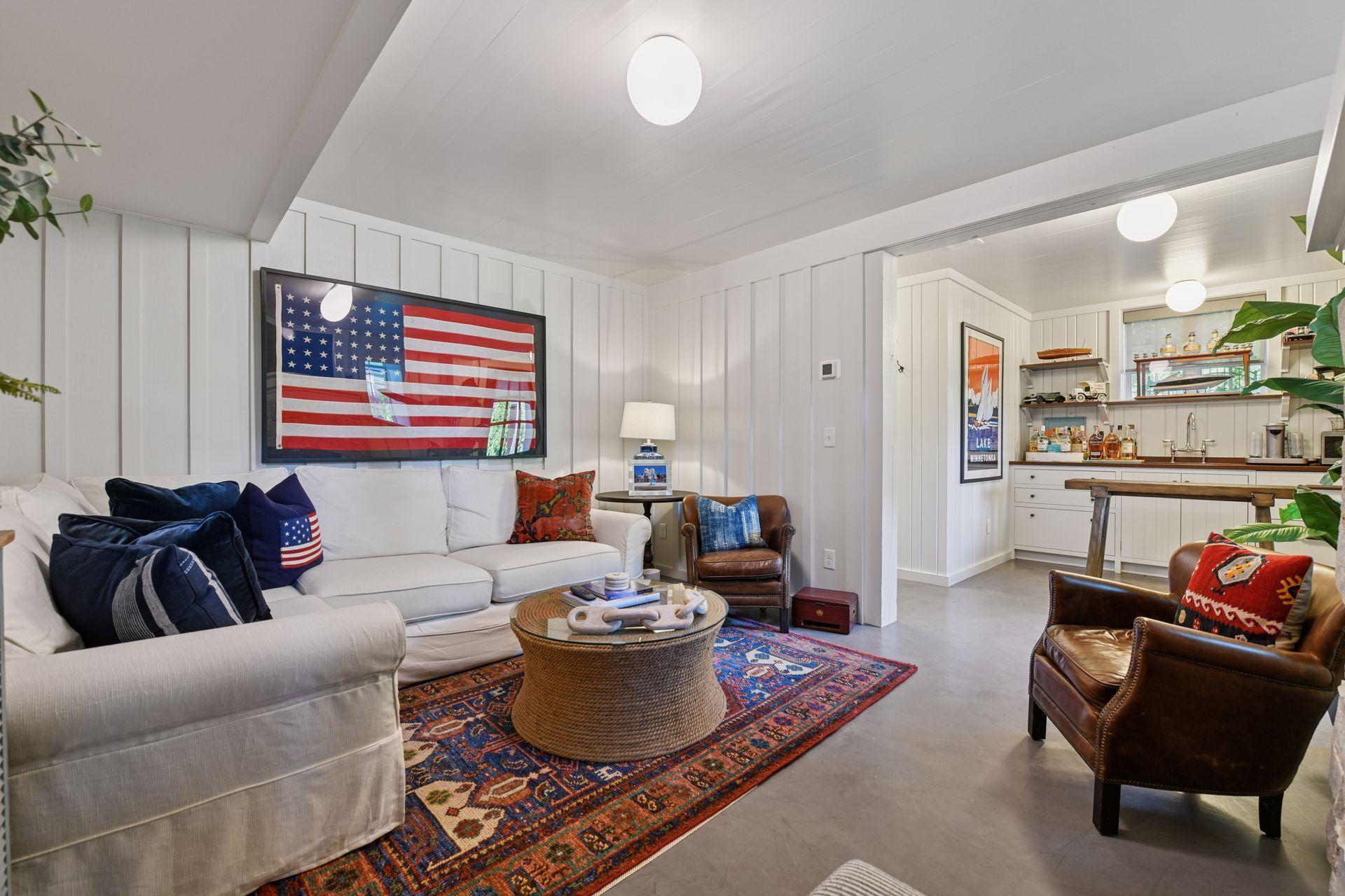 4805 Island View Drive