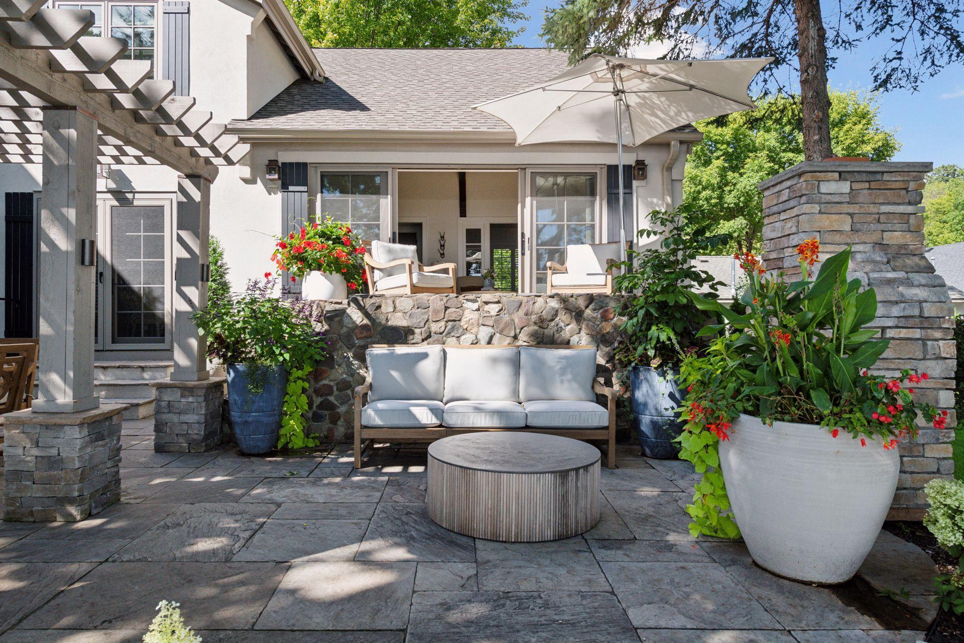 4805 Island View Drive