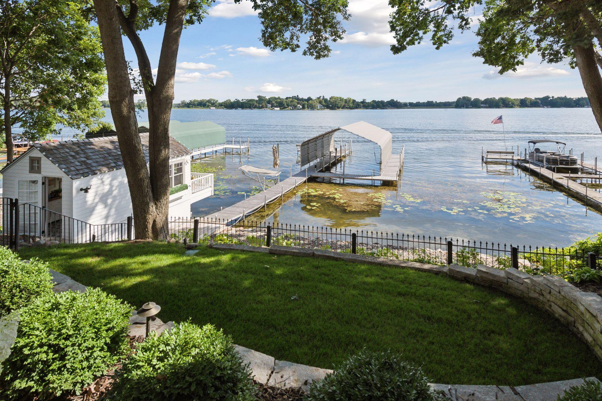 4805 Island View Drive