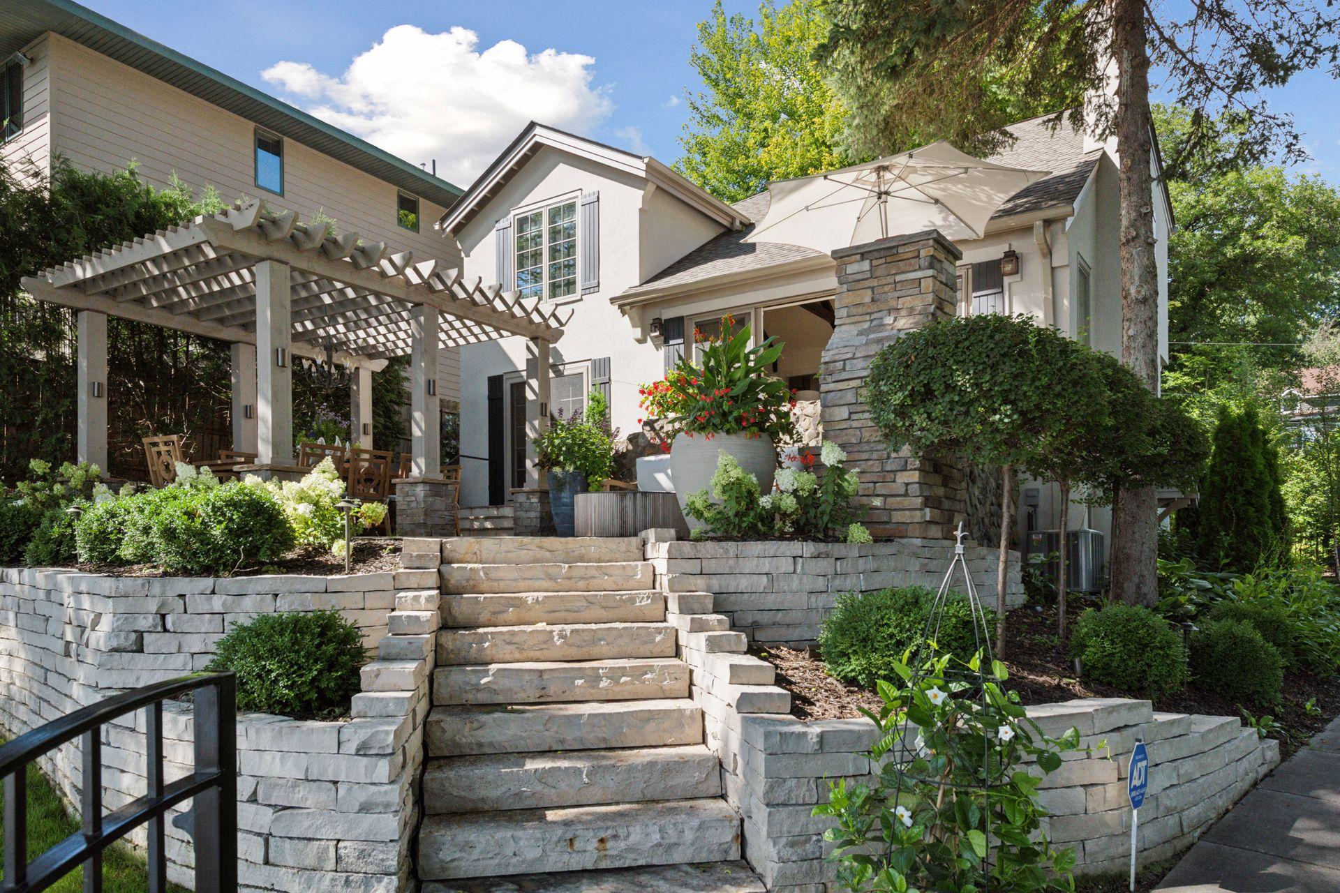 4805 Island View Drive