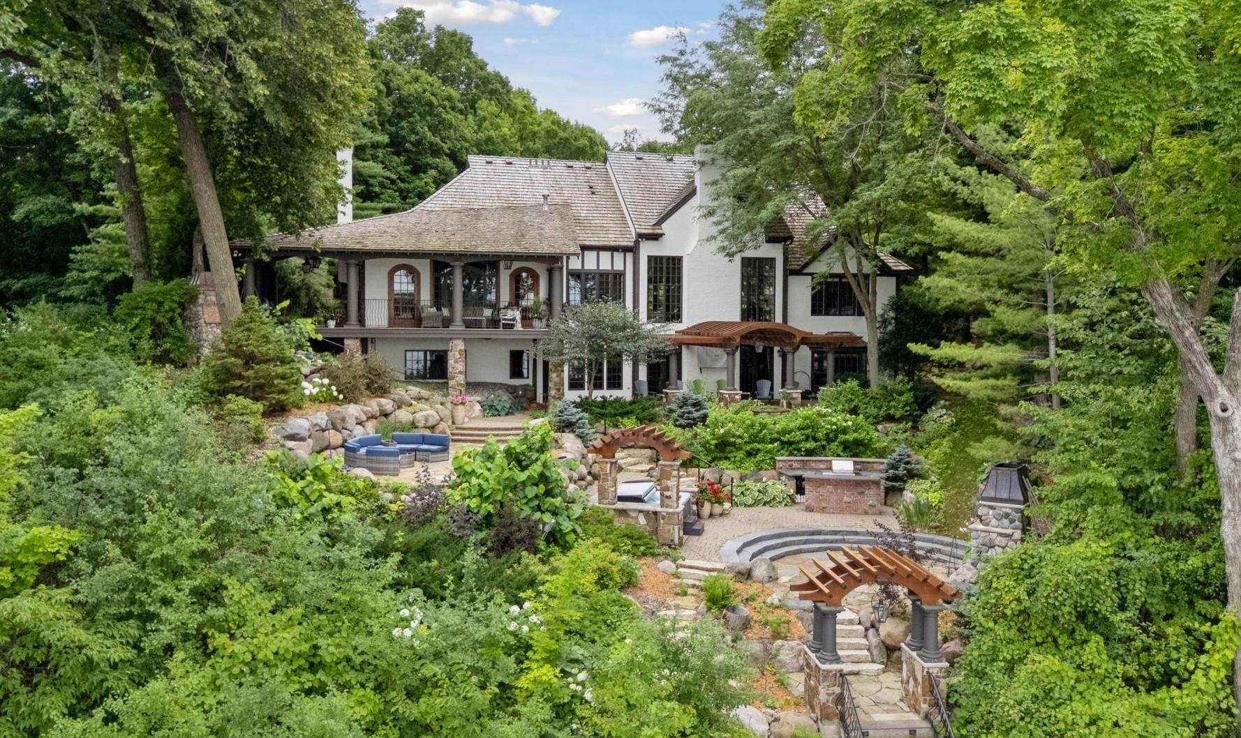 6425 Virginia Drive