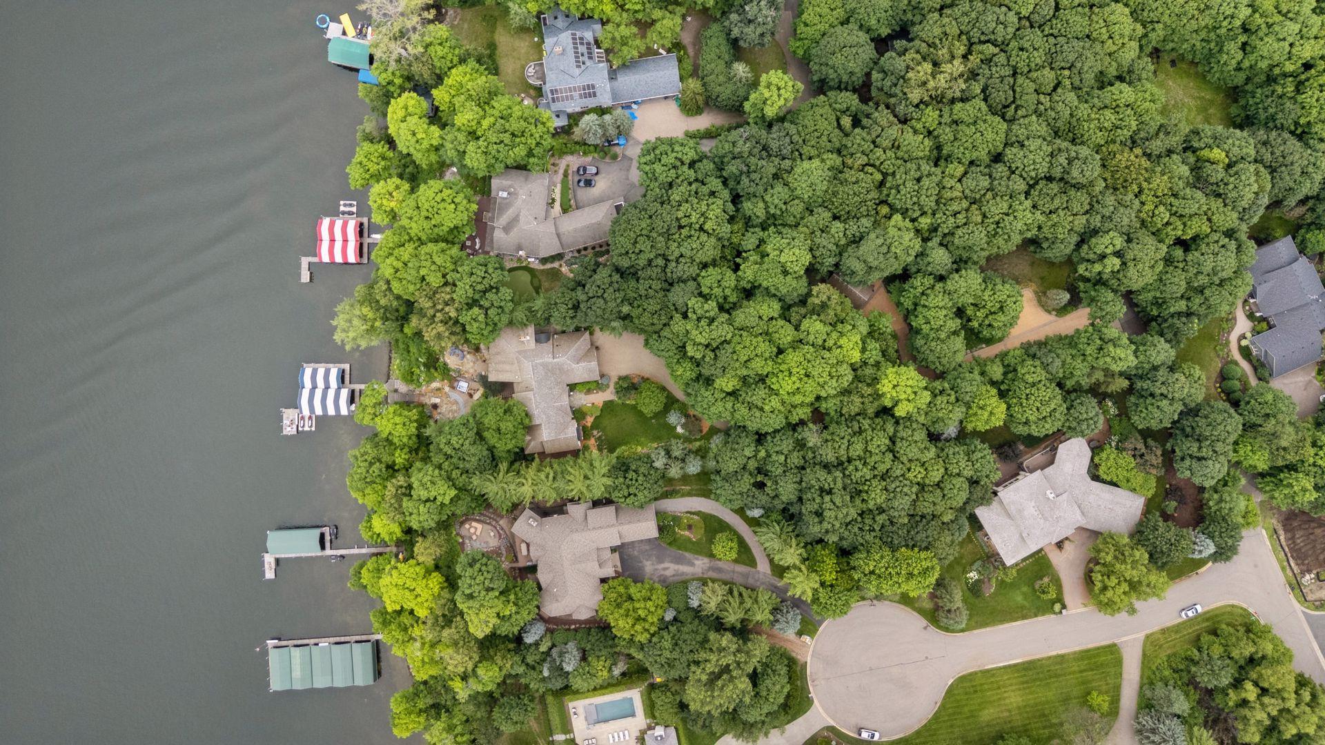 6425 Virginia Drive