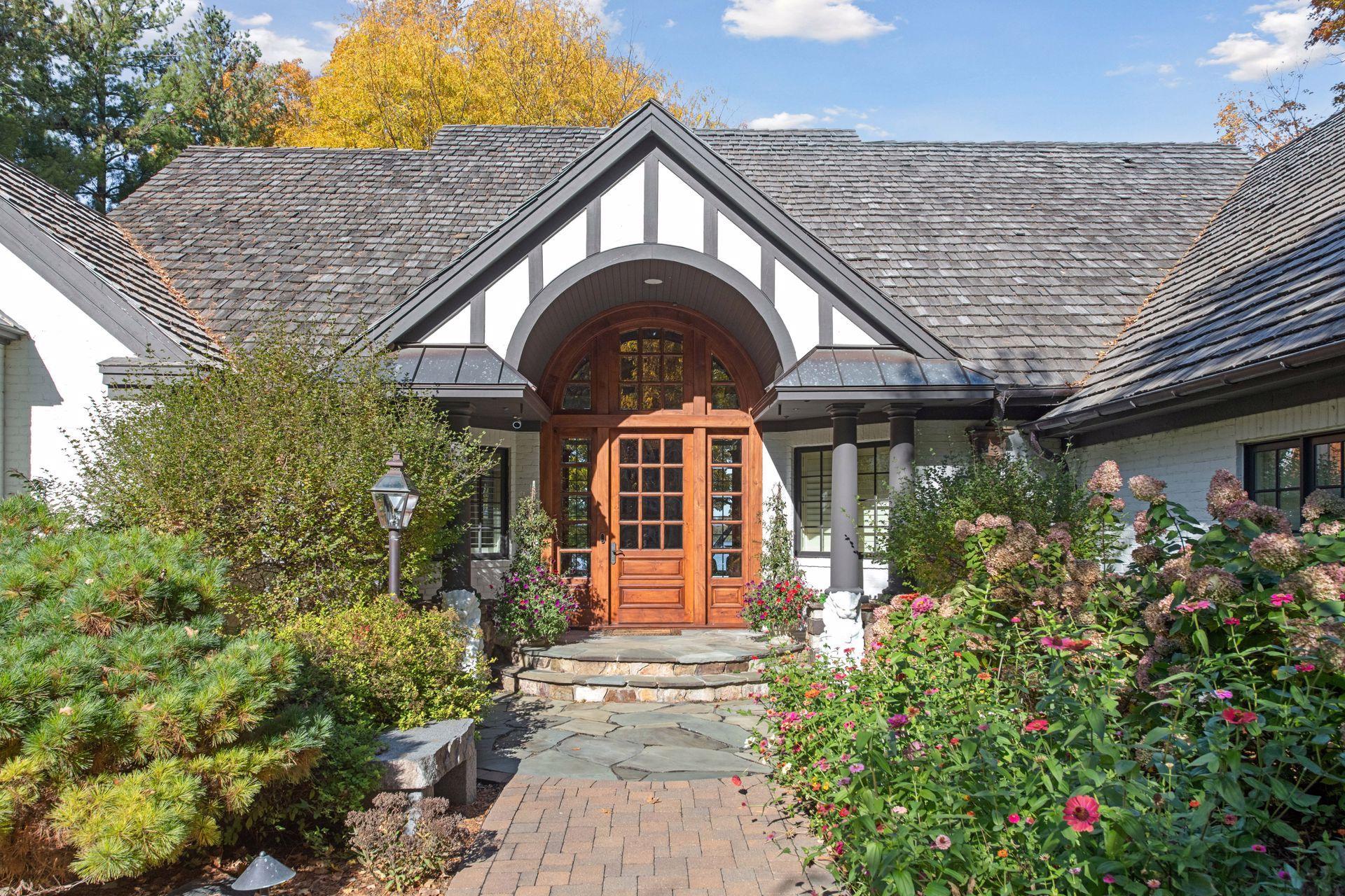 6425 Virginia Drive
