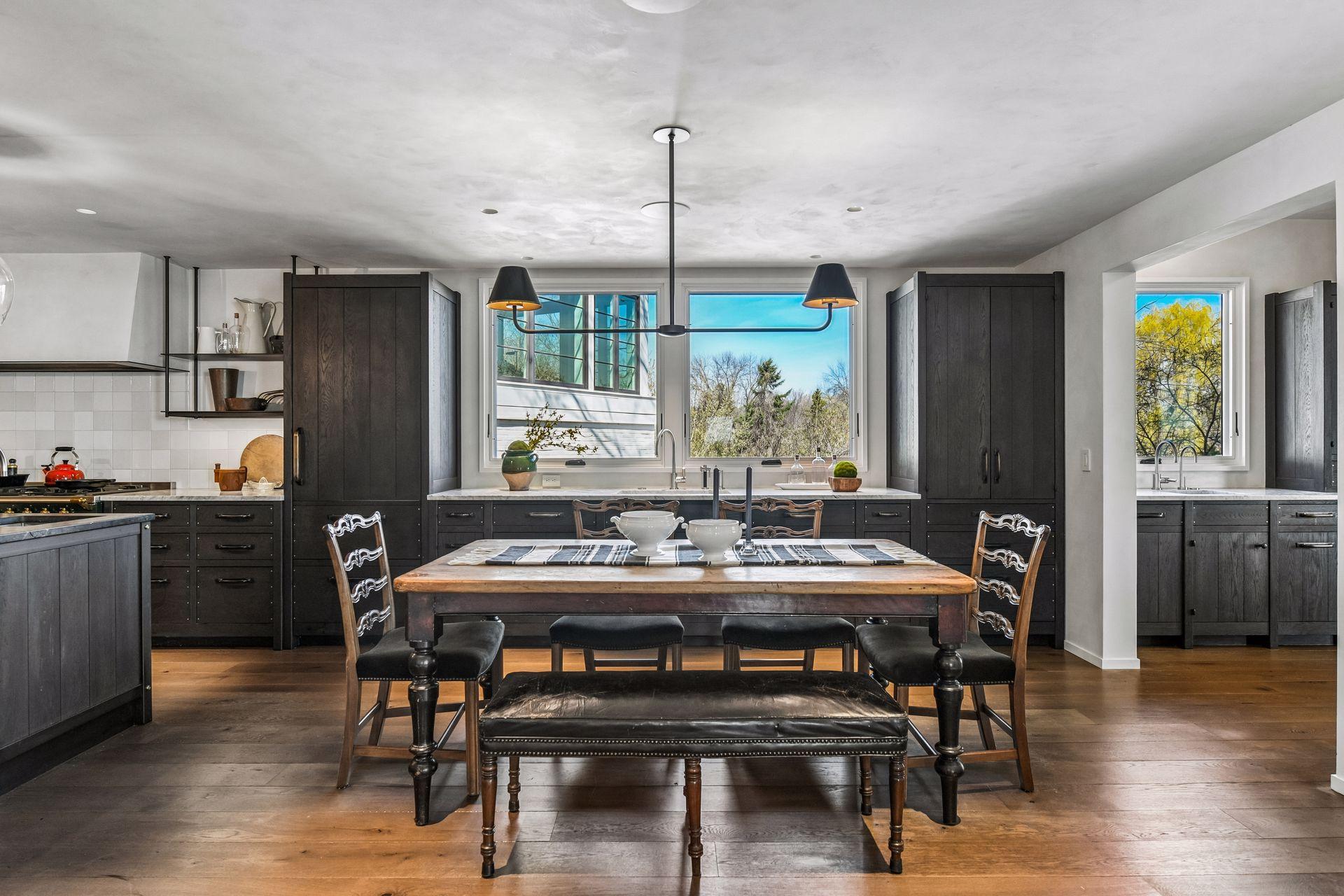 1300 Bracketts Point Road