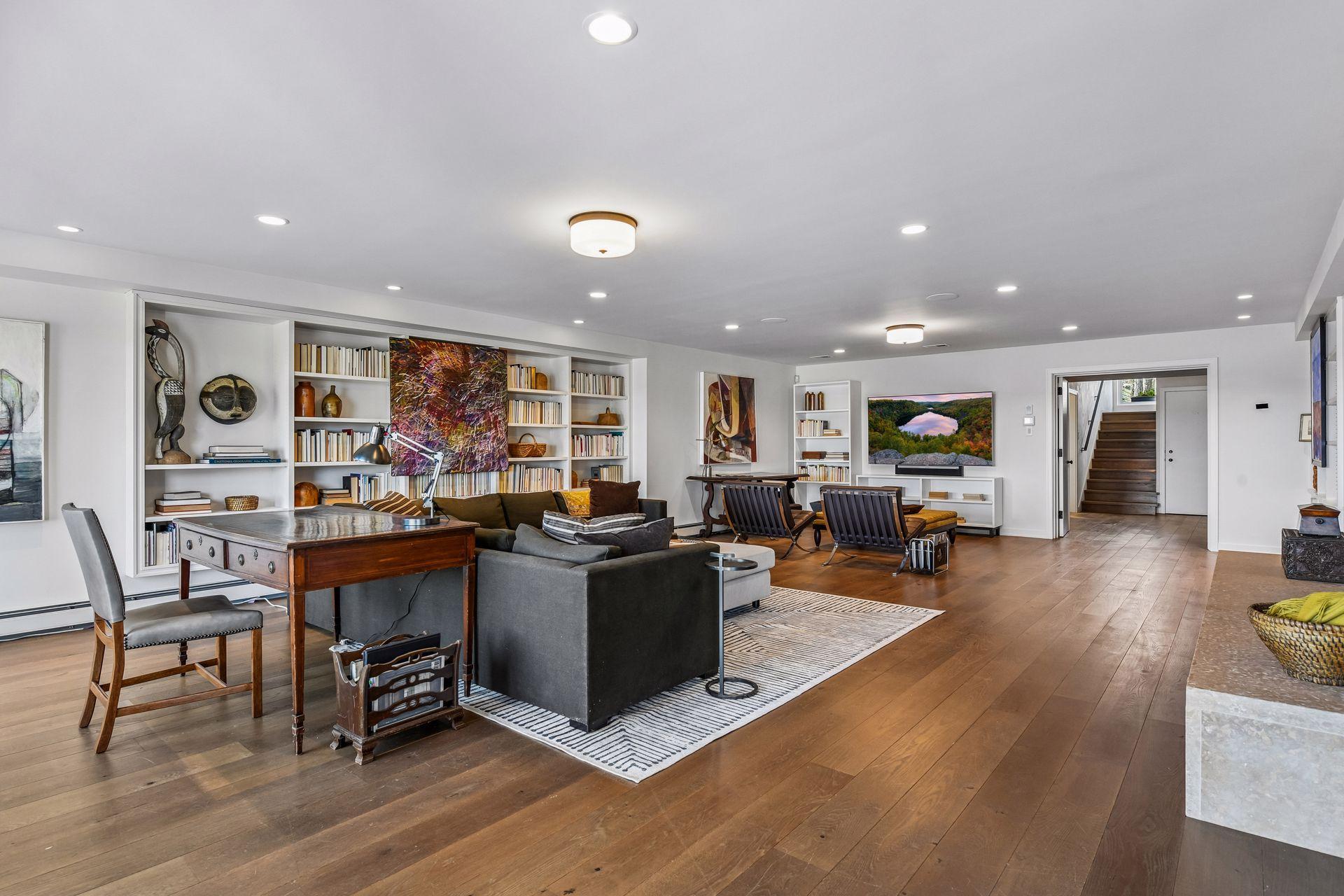 1300 Bracketts Point Road