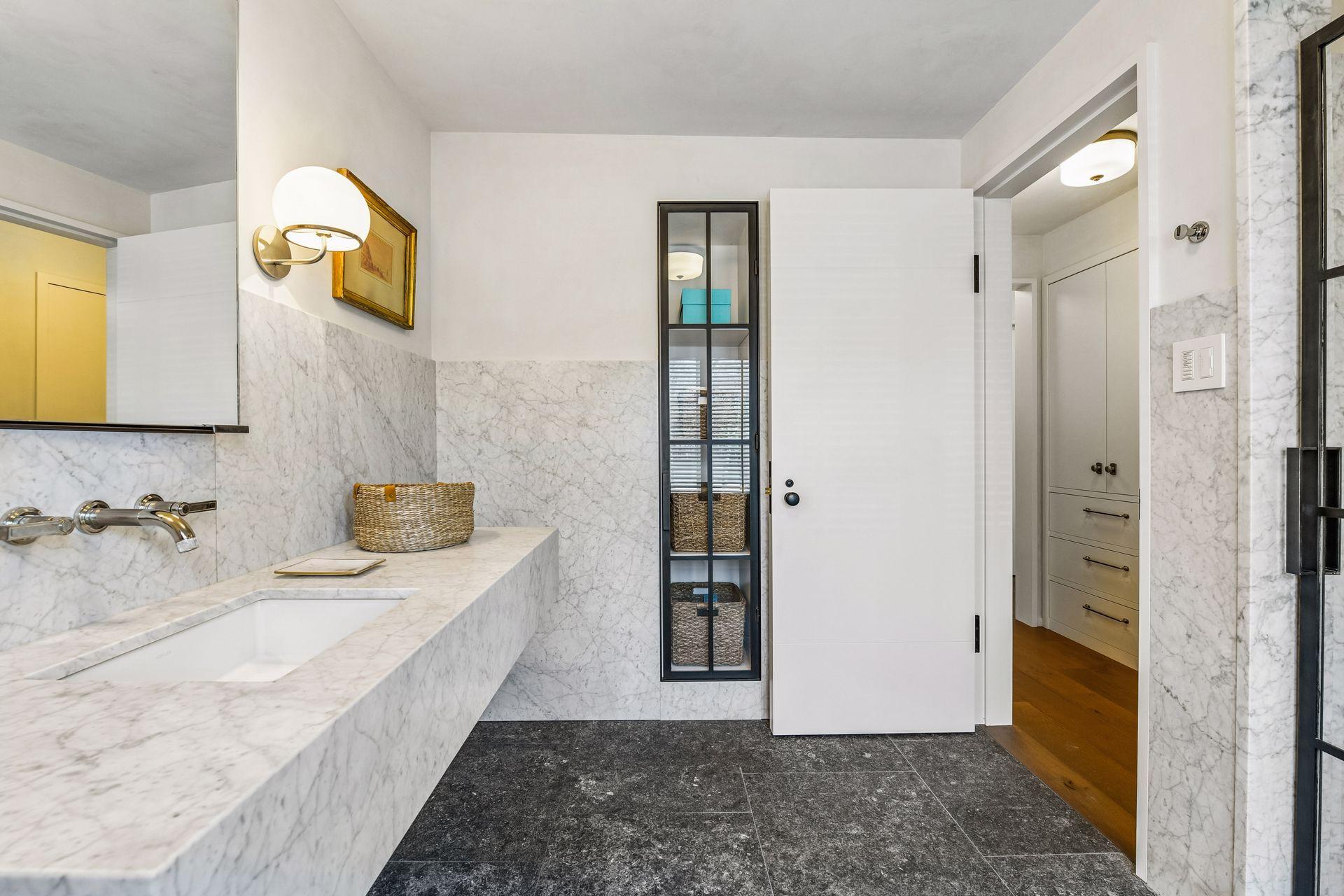 1300 Bracketts Point Road