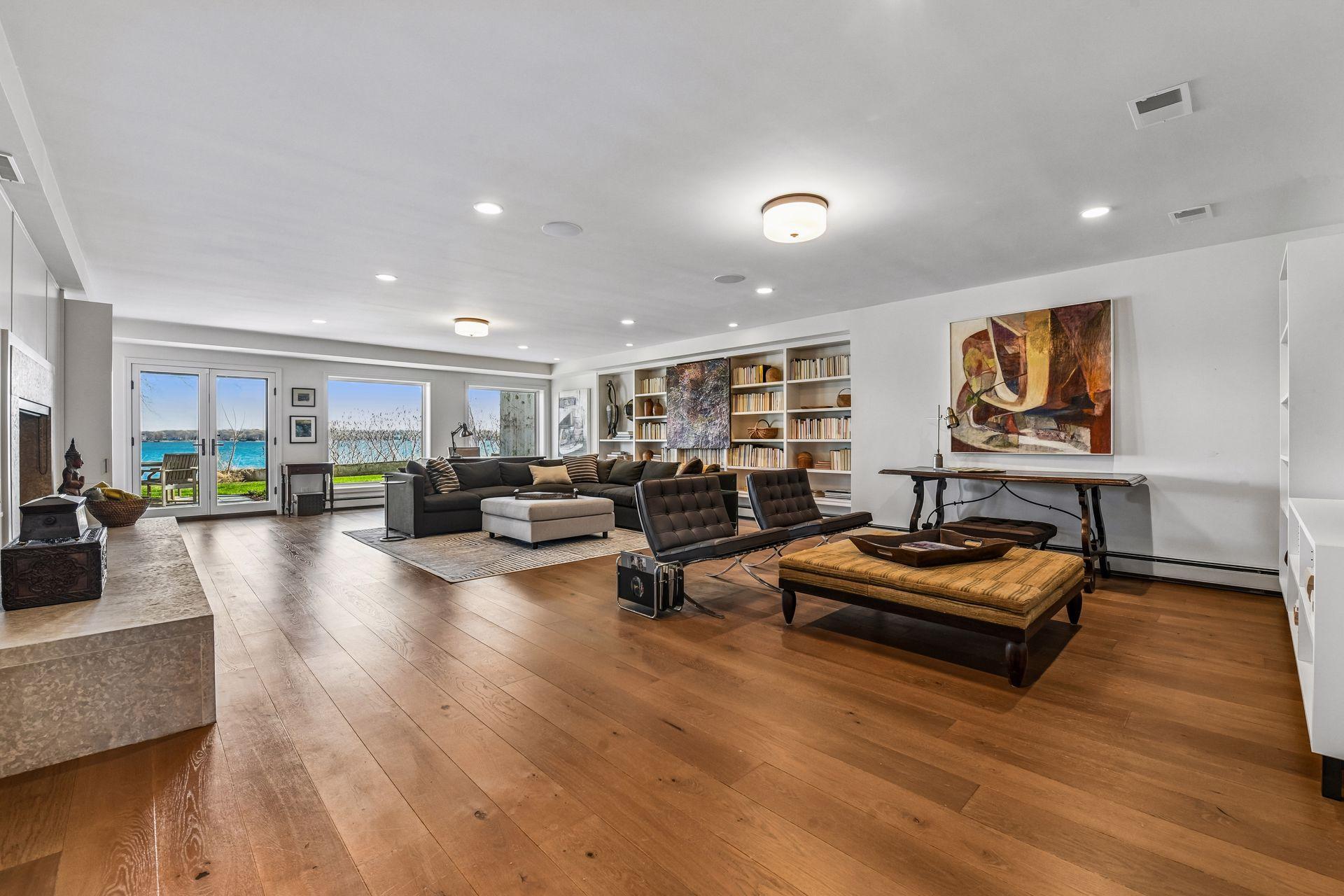 1300 Bracketts Point Road