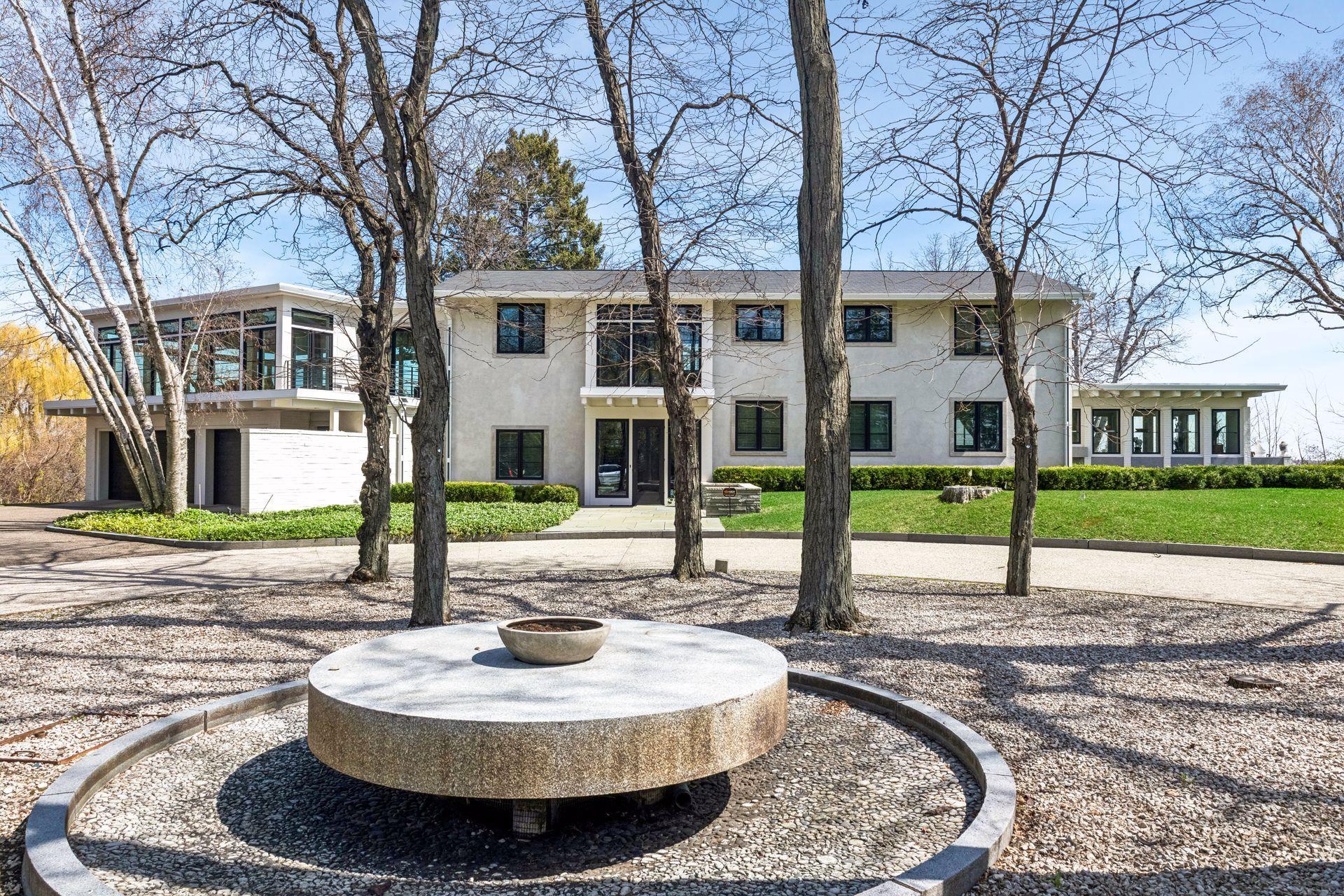 1300 Bracketts Point Road