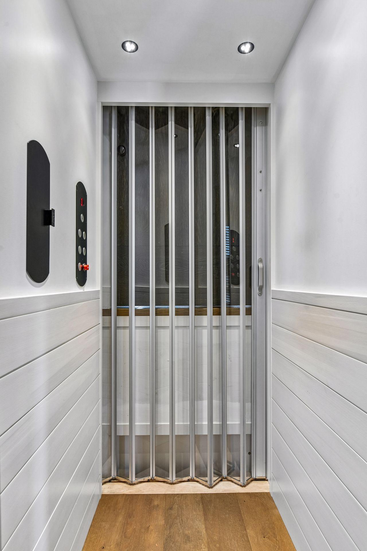 1300 Bracketts Point Road