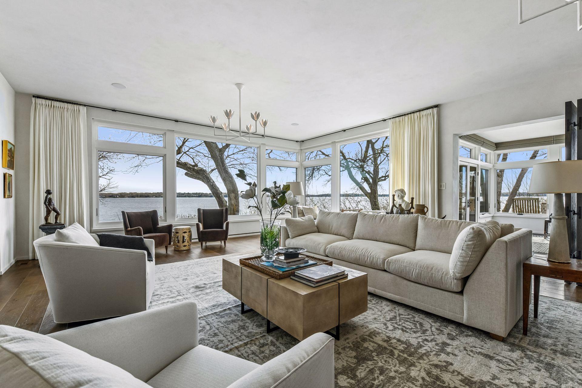 1300 Bracketts Point Road