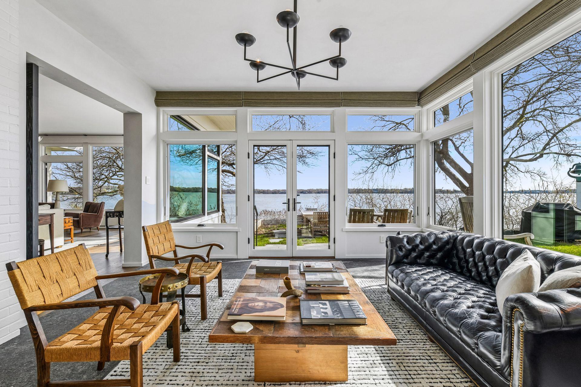 1300 Bracketts Point Road