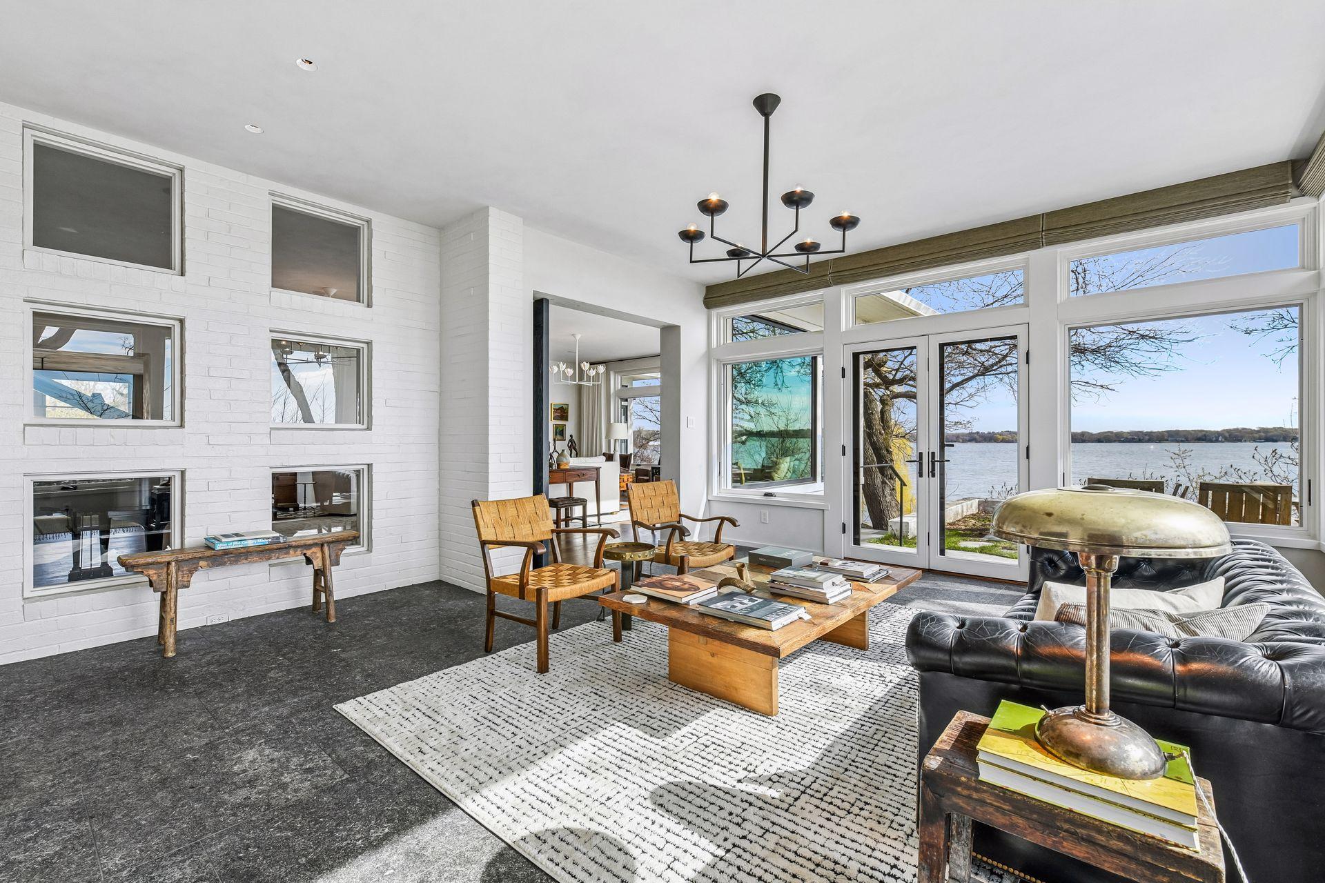 1300 Bracketts Point Road