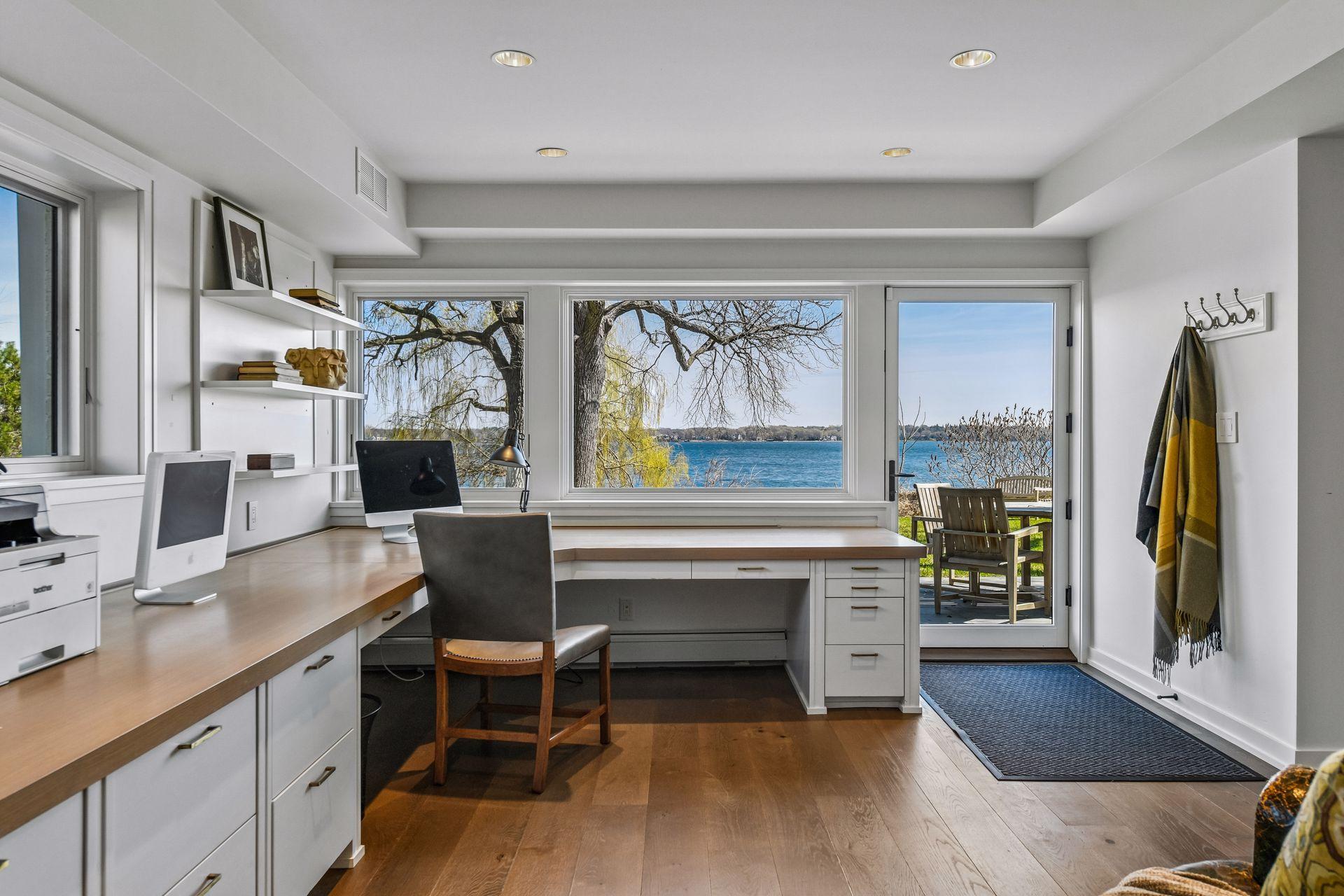 1300 Bracketts Point Road