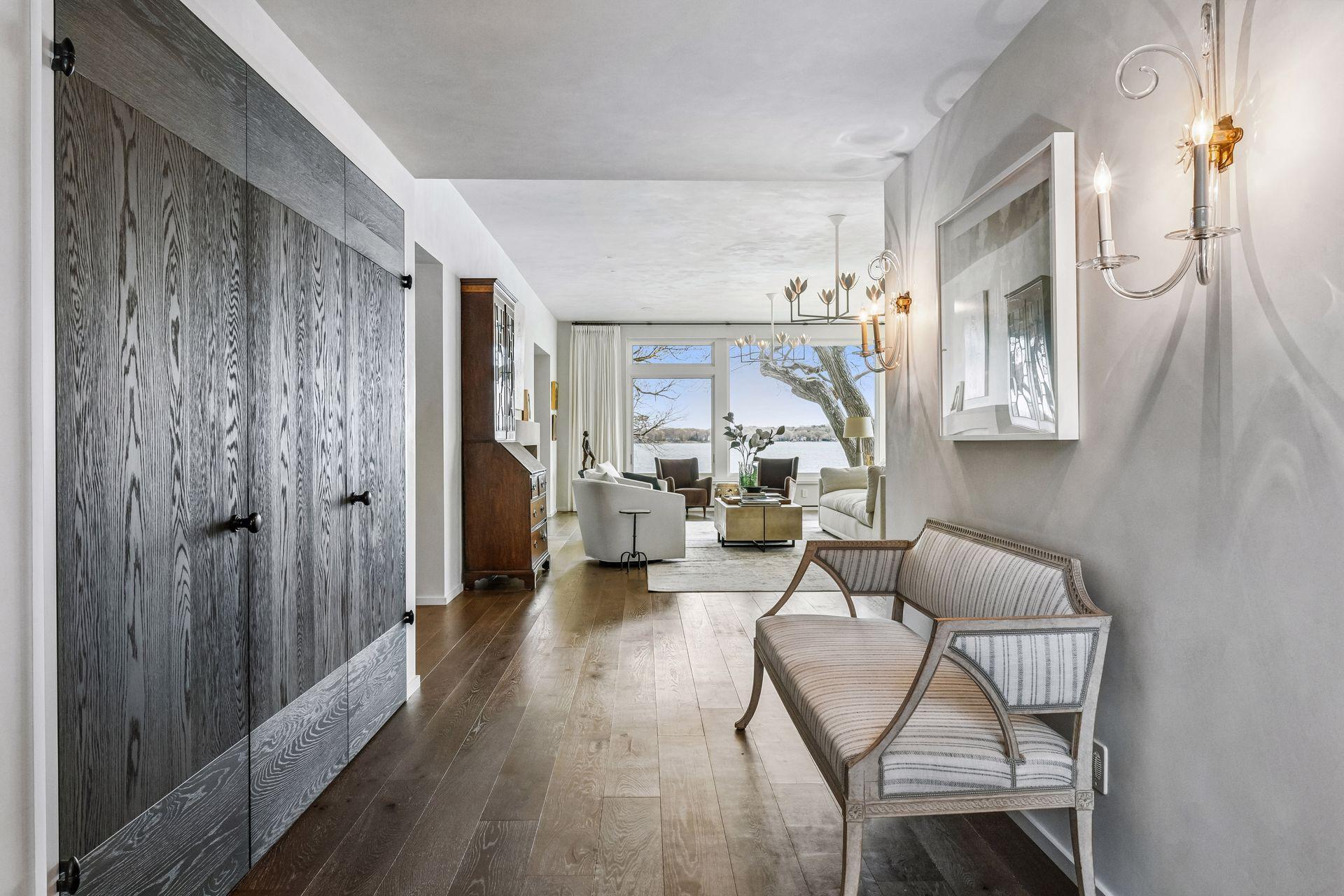 1300 Bracketts Point Road