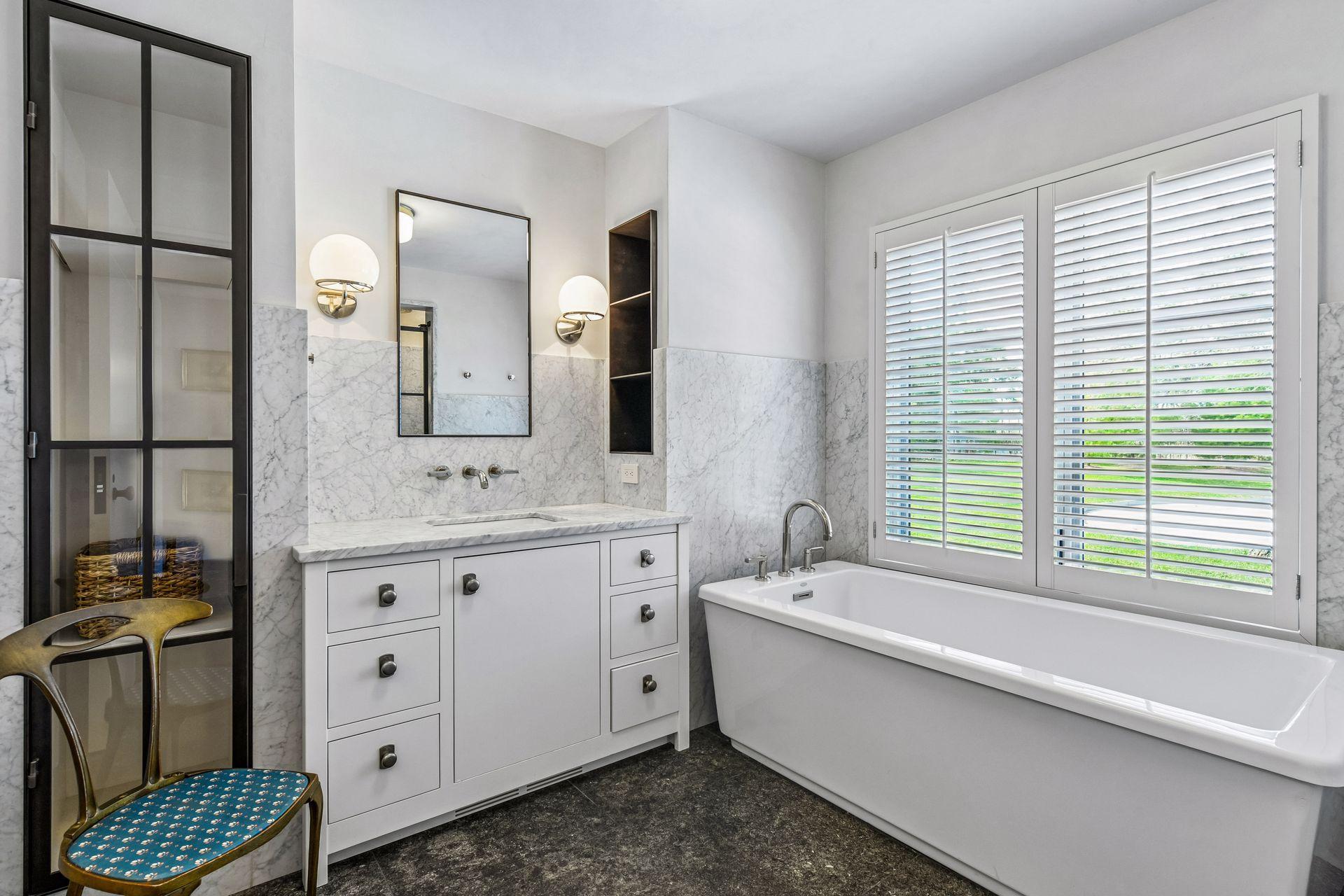 1300 Bracketts Point Road