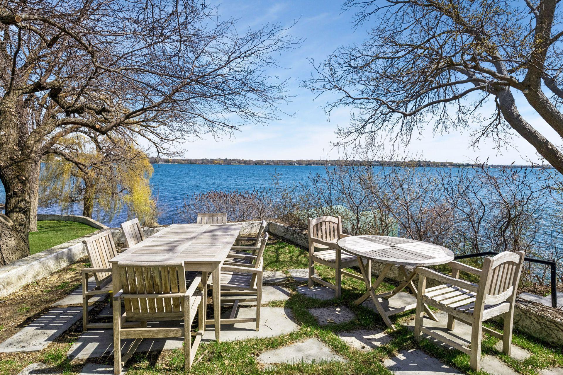 1300 Bracketts Point Road