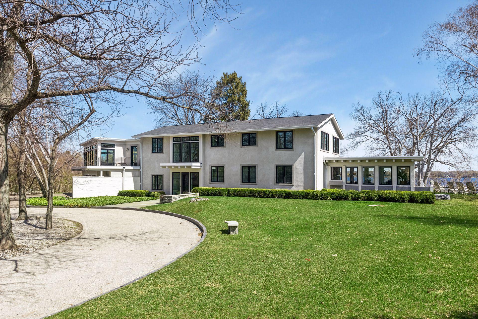 1300 Bracketts Point Road