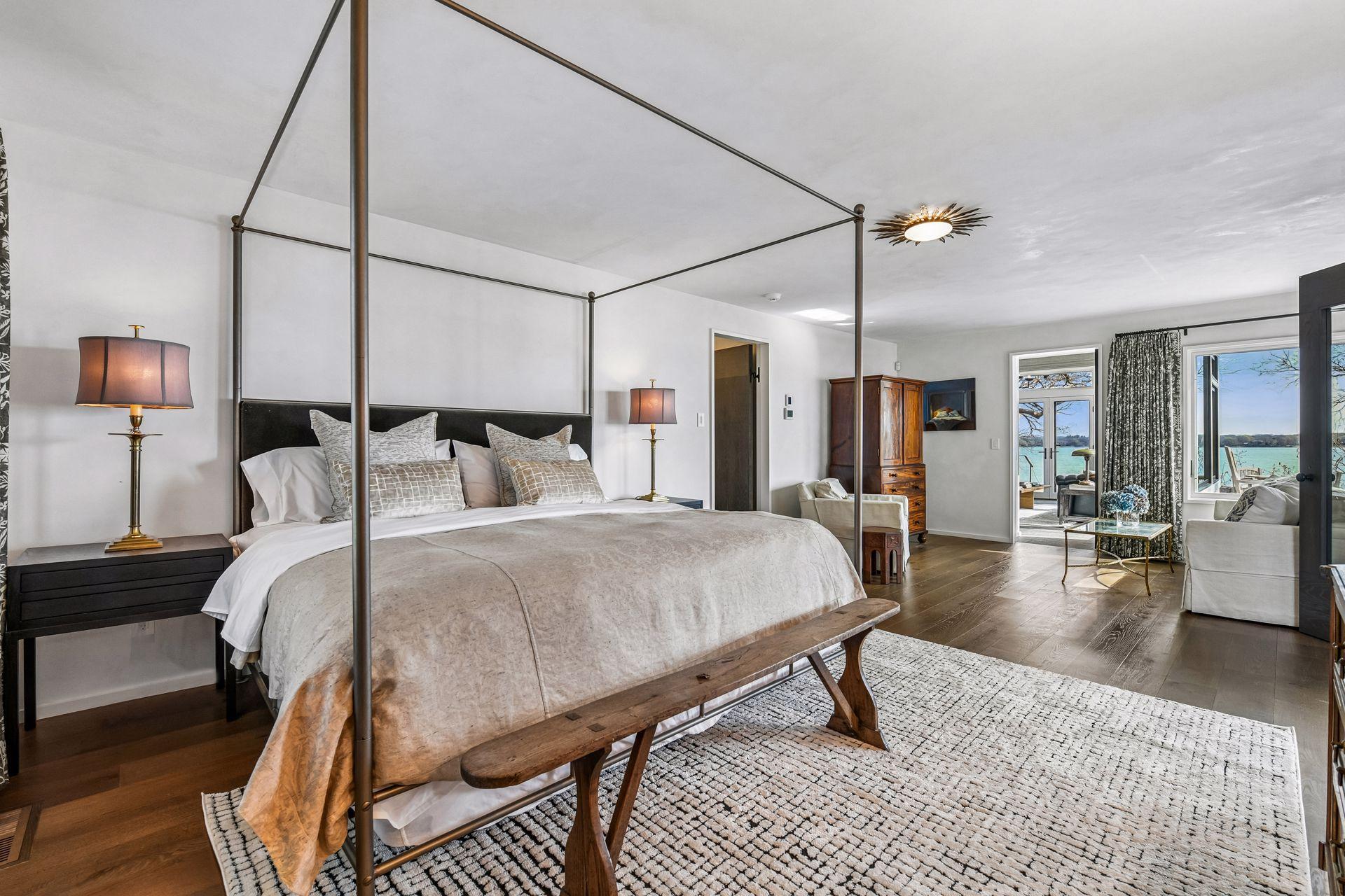 1300 Bracketts Point Road