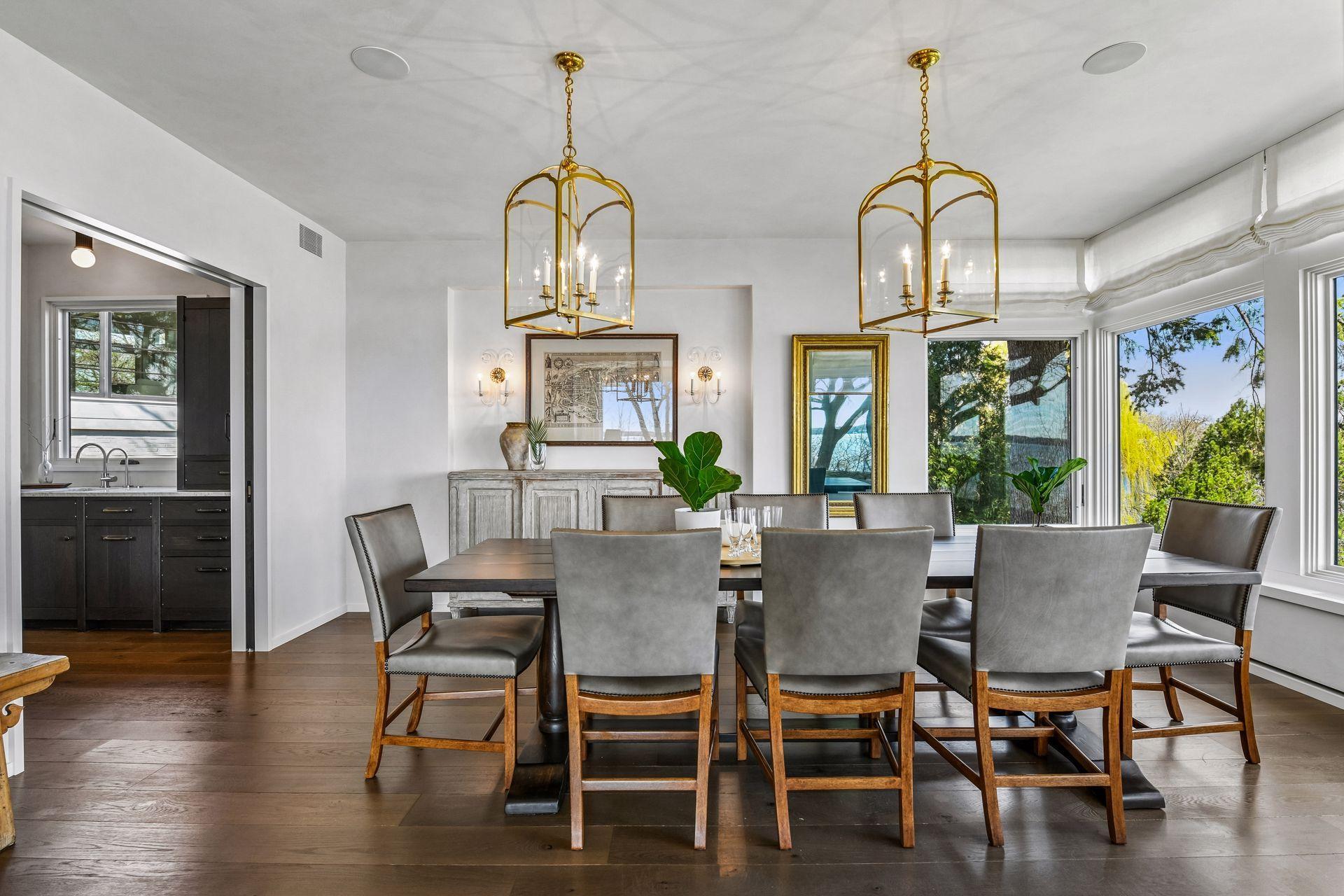 1300 Bracketts Point Road