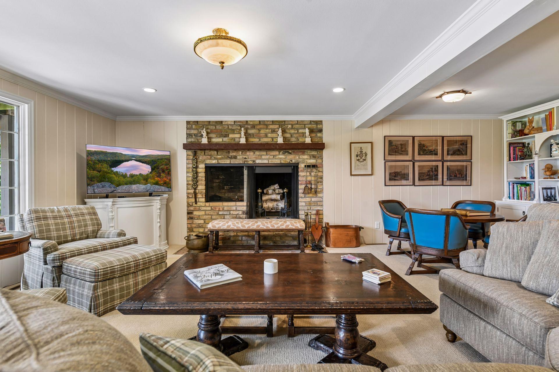 17803 Maple Hill Road