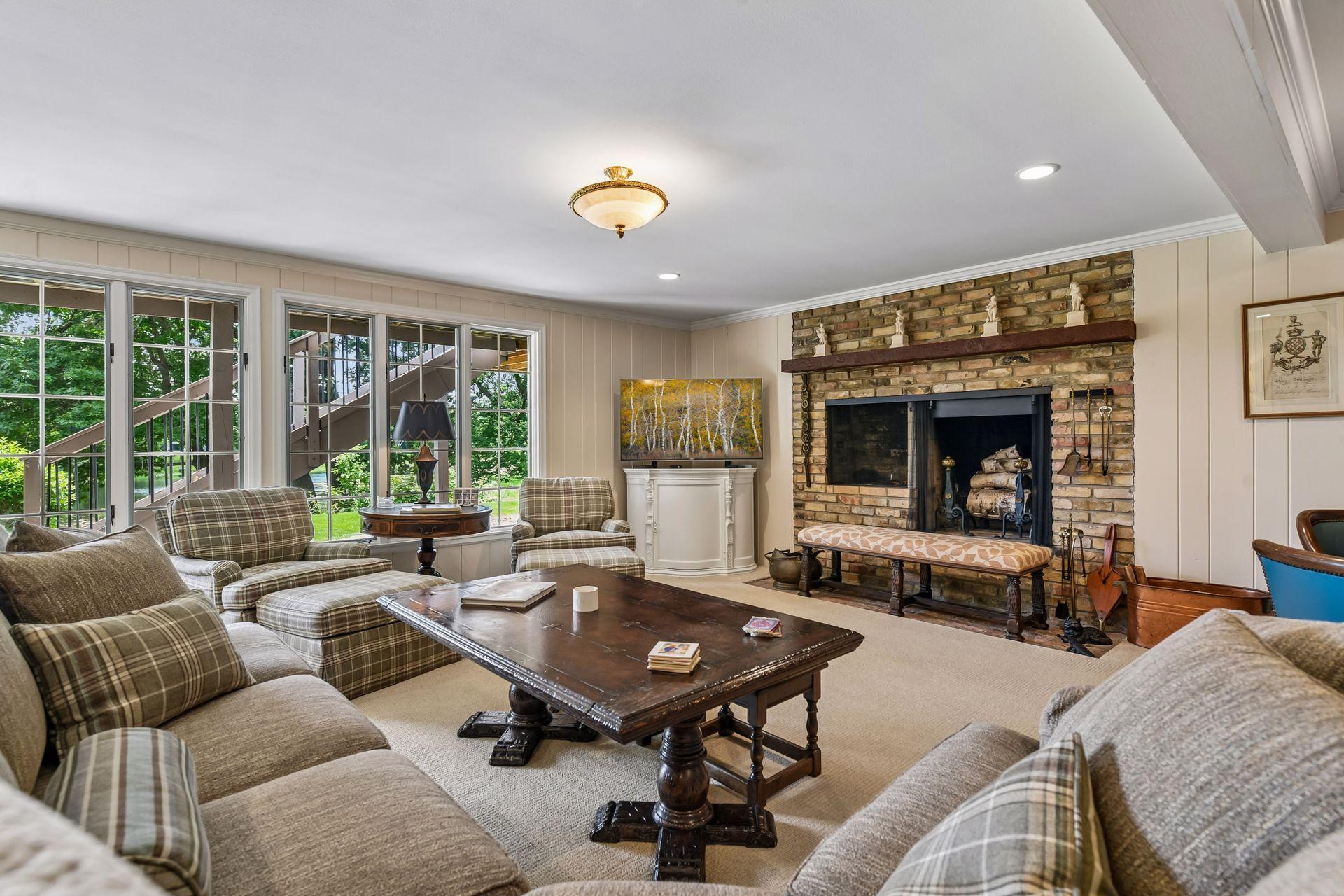 17803 Maple Hill Road