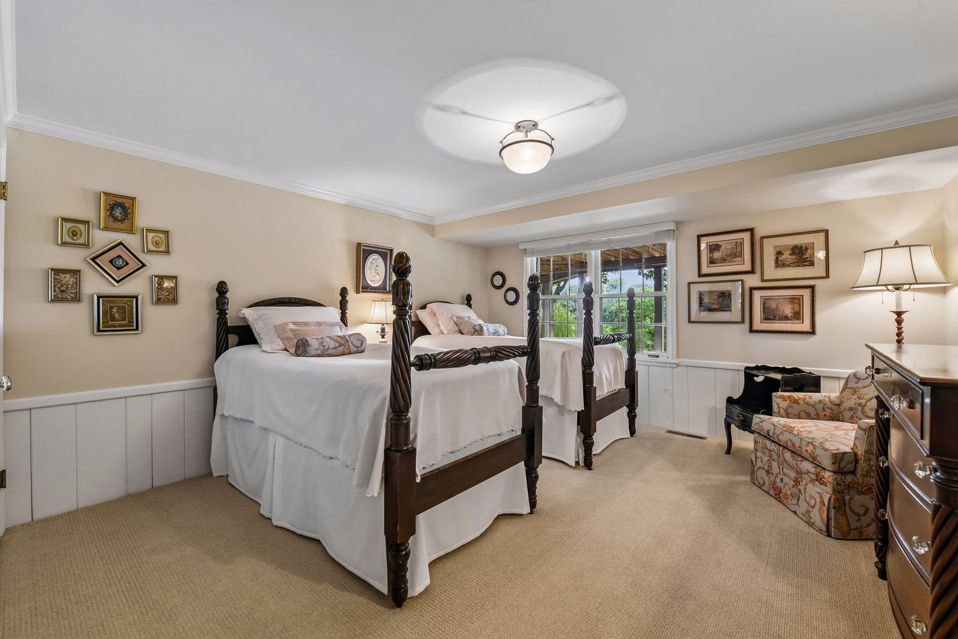 17803 Maple Hill Road