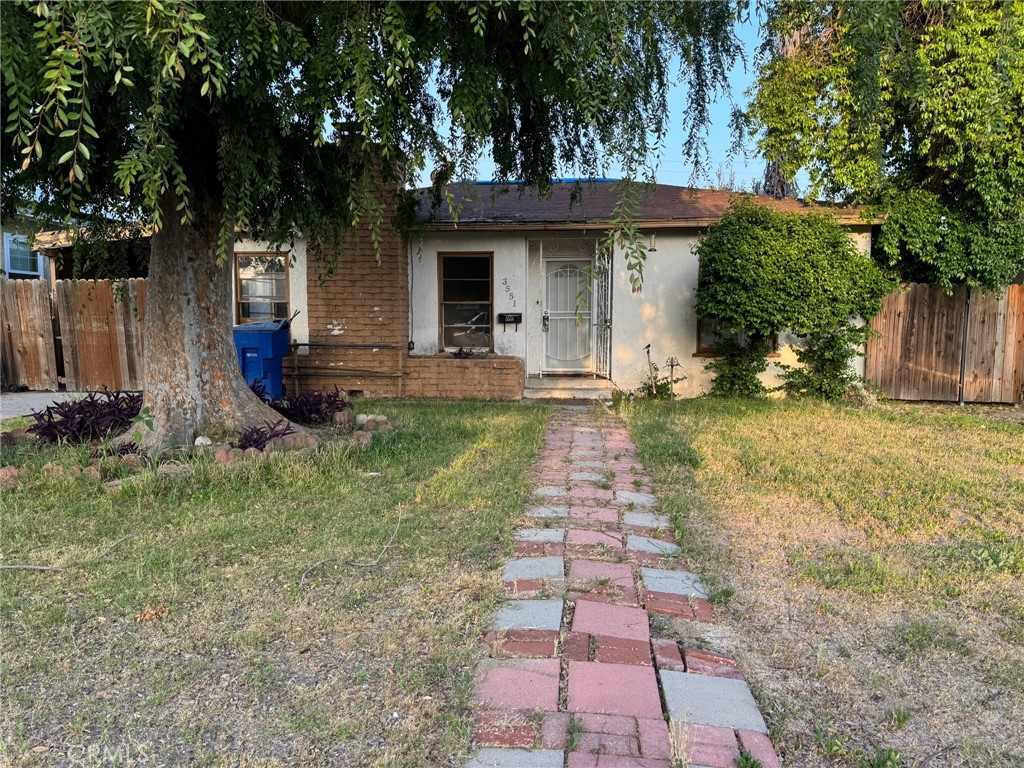 3551 N Pershing Avenue