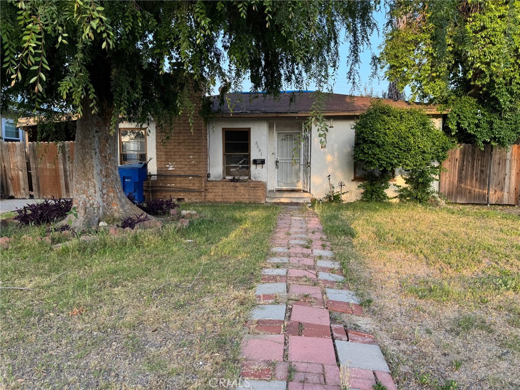 3551 N Pershing Avenue