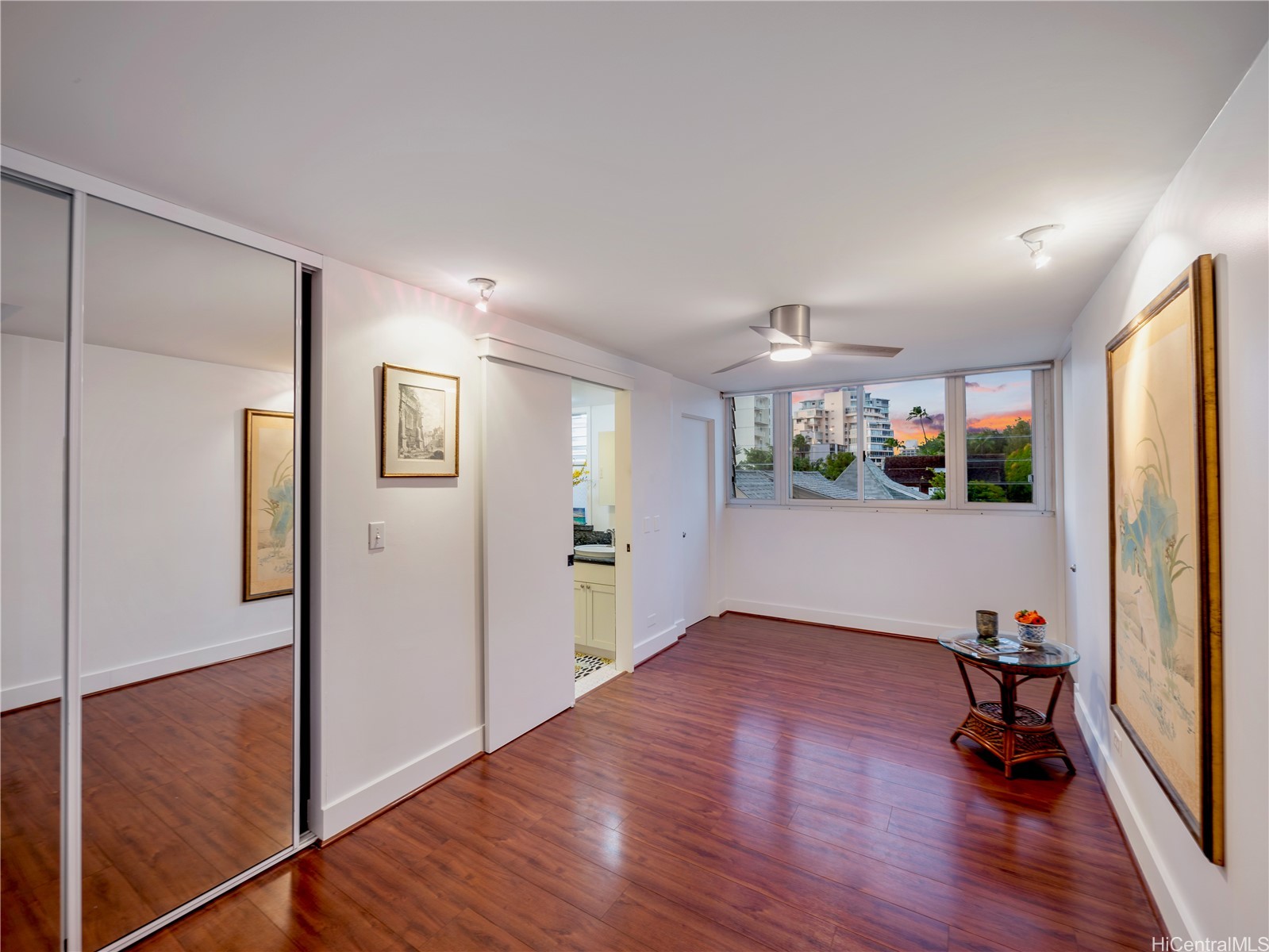 3056 Kalakaua Avenue Unit: 3W