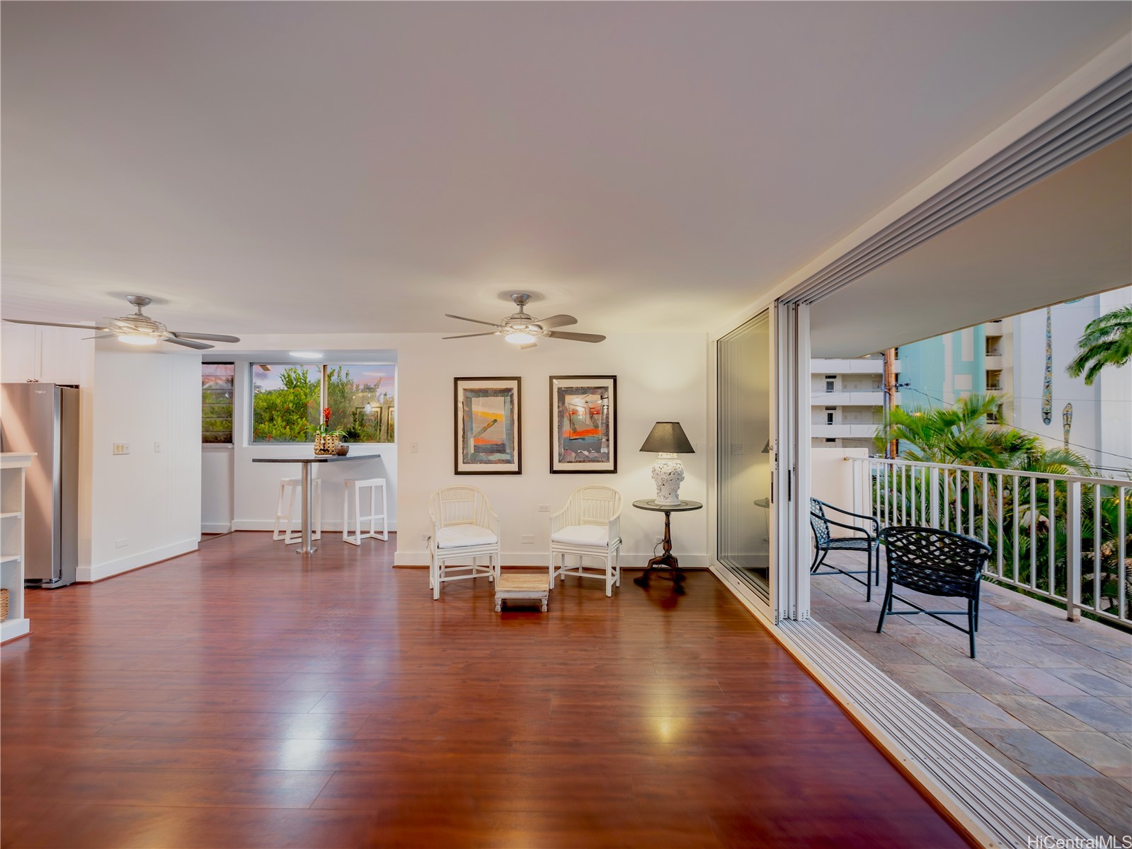 3056 Kalakaua Avenue Unit: 3W