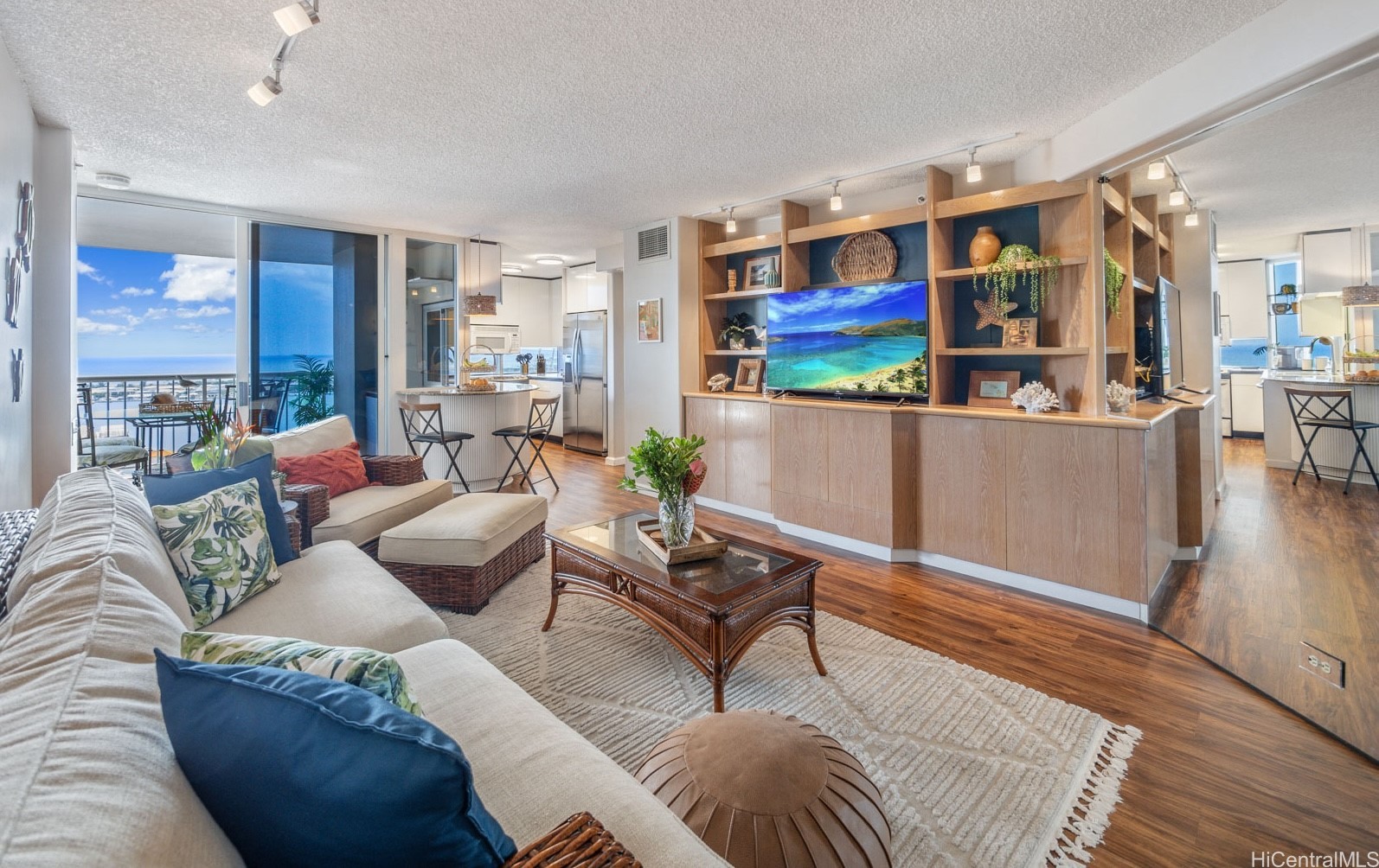 1212 Nuuanu Street 3205