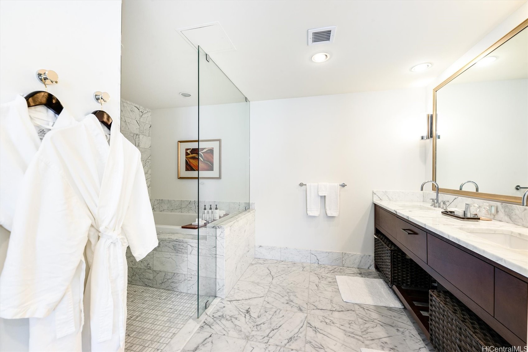 223 Saratoga Road 3203