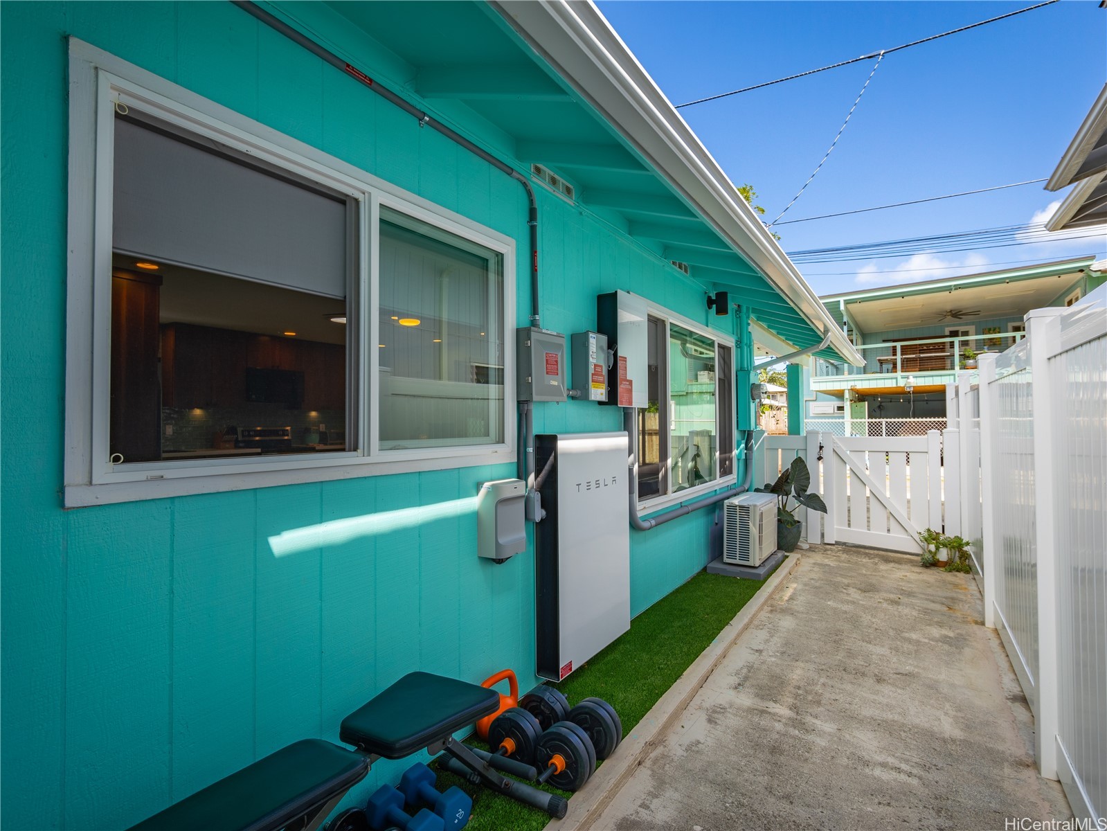 340 Manono Street 2