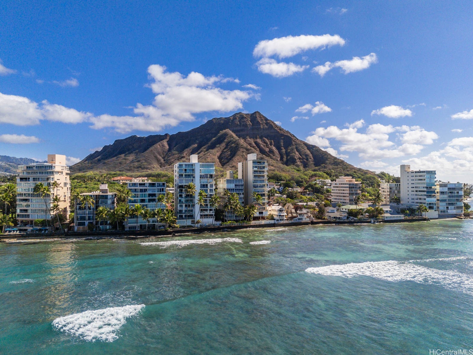 3015 Kalakaua Avenue 901