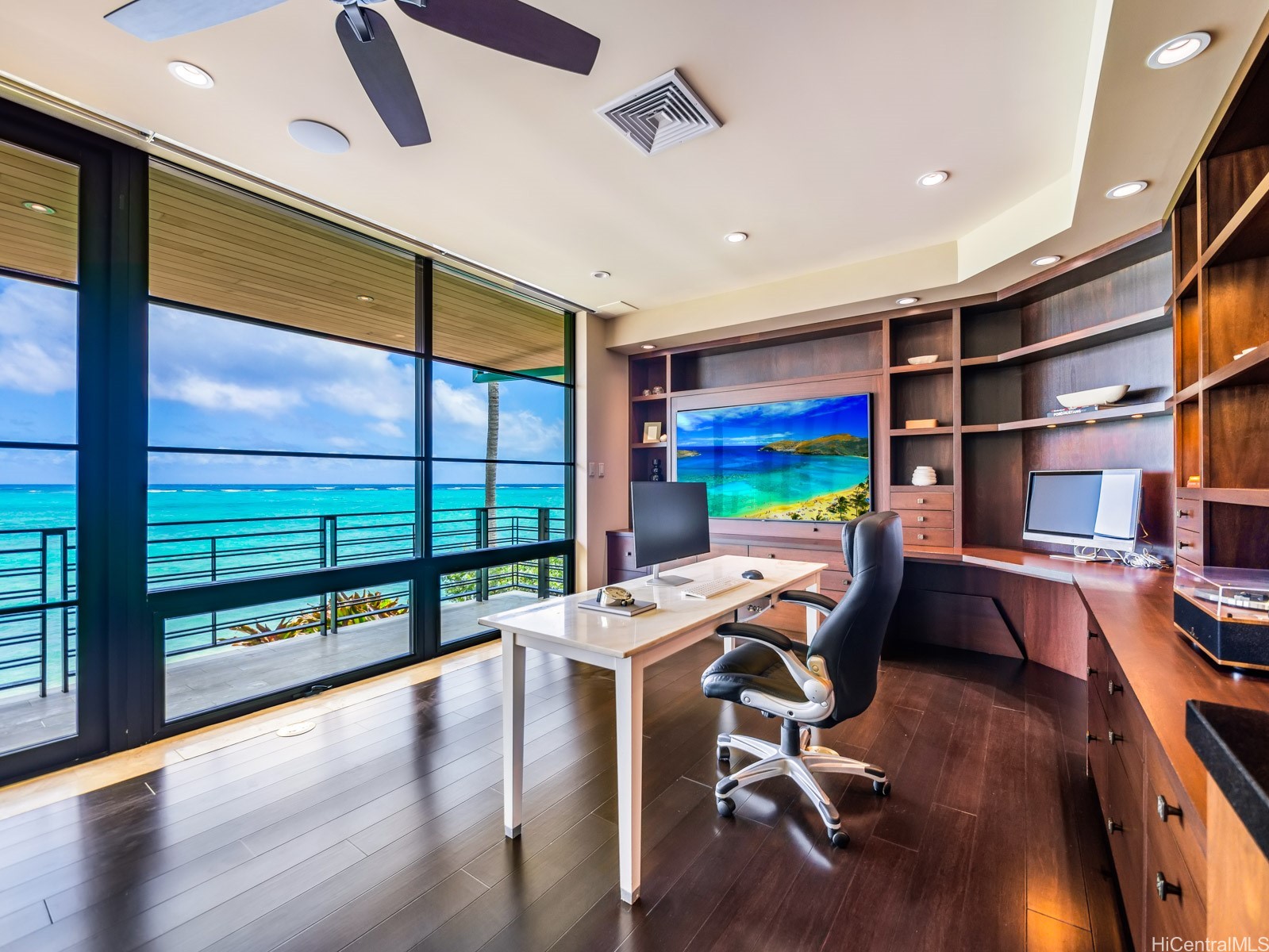 766 Mokulua Drive