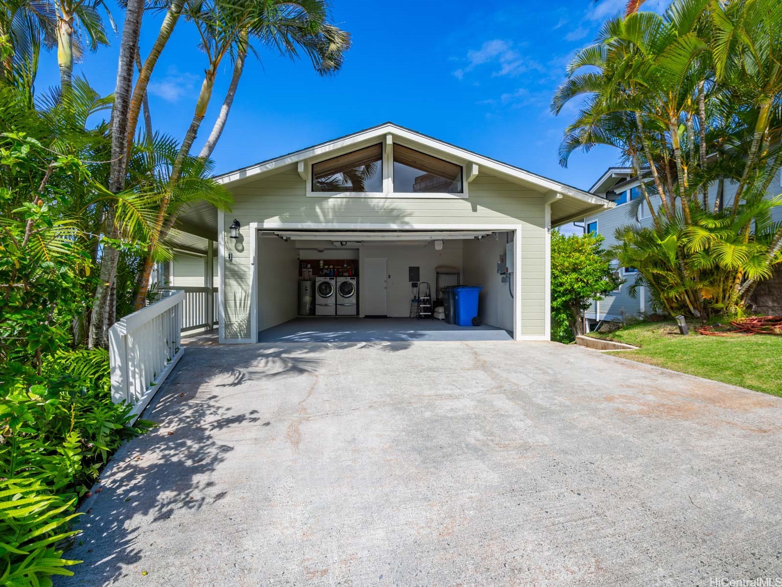 1319 Auwaiku Street