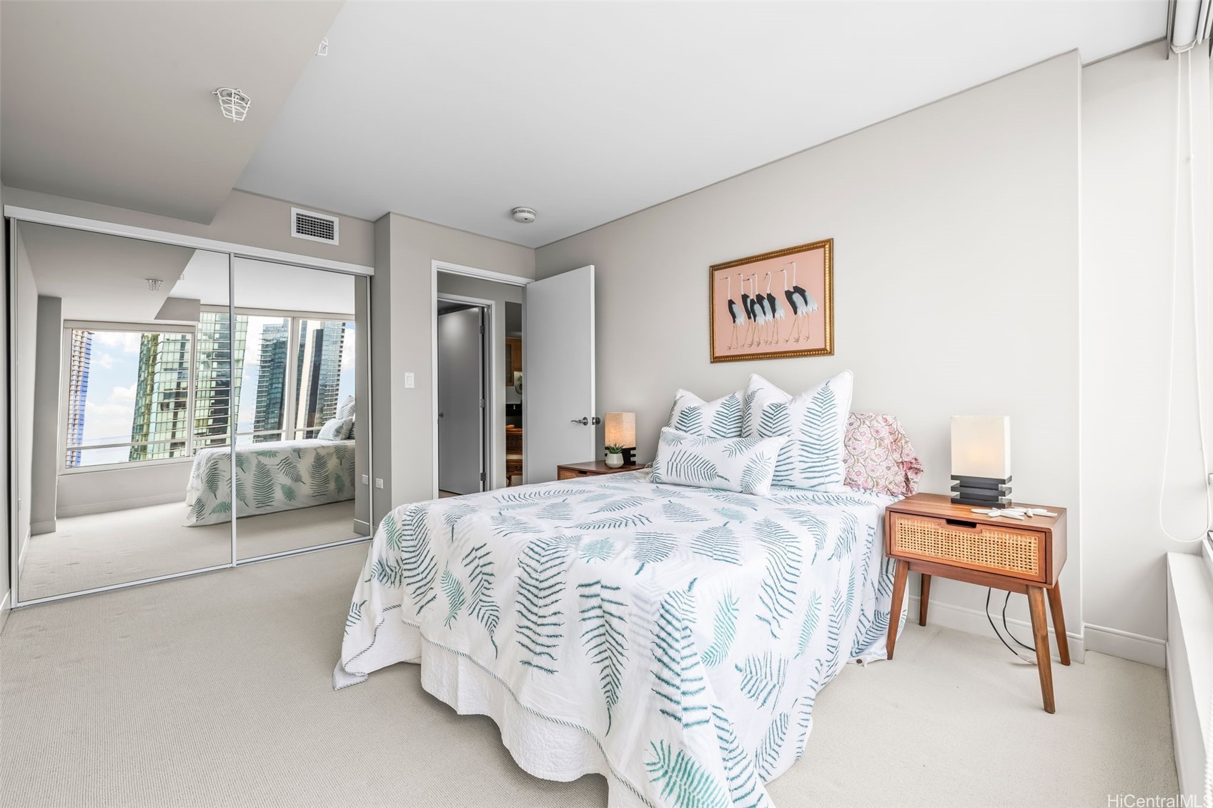 1009 Kapiolani Boulevard 2404