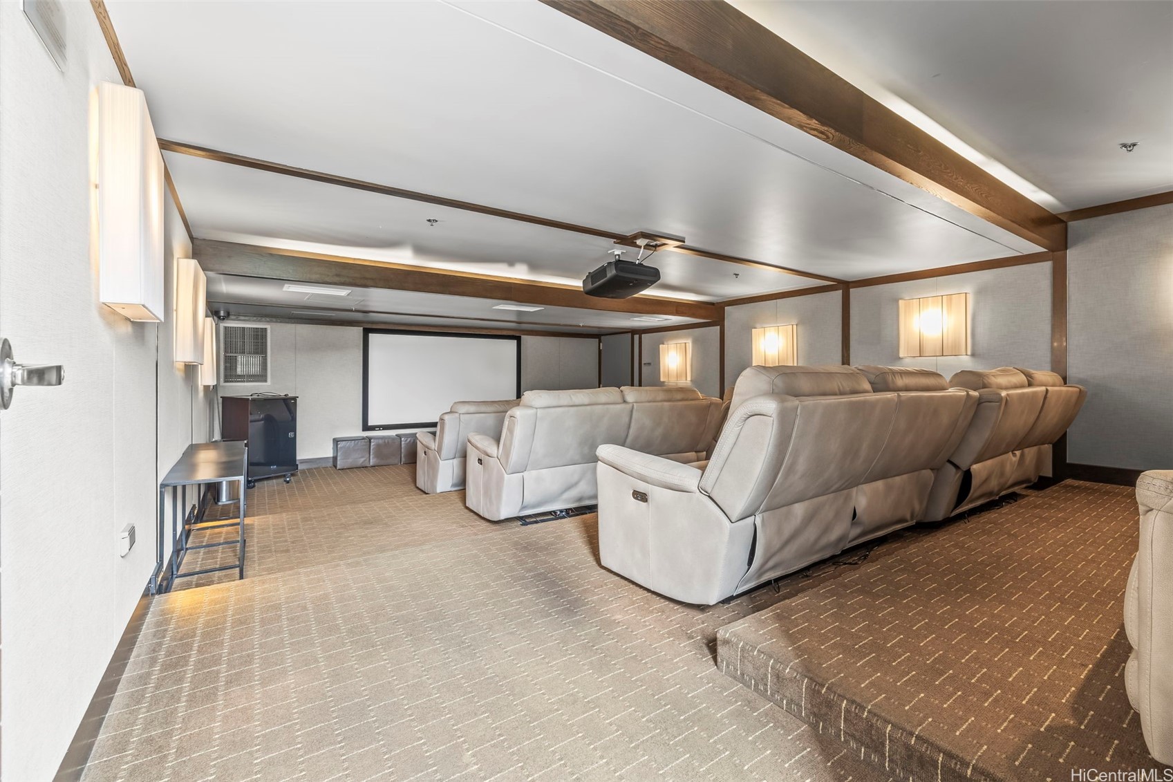 1009 Kapiolani Boulevard 2404