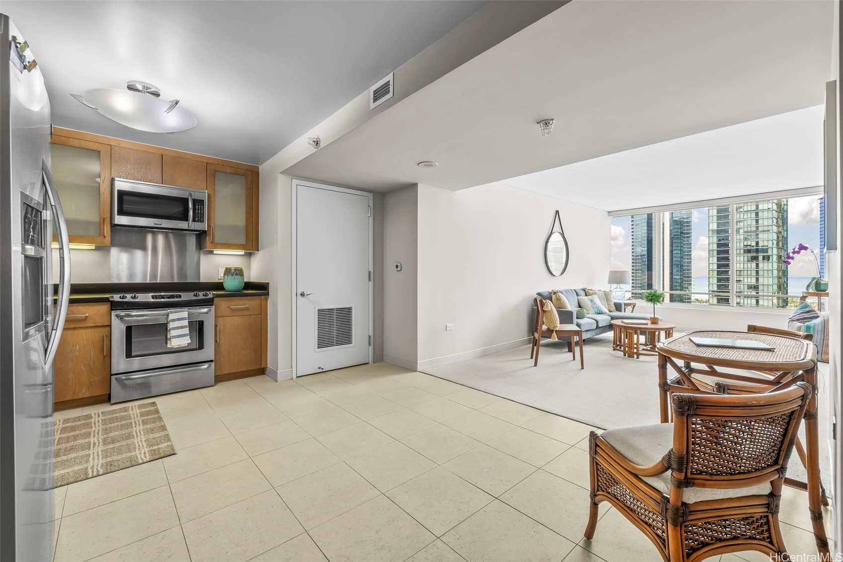 1009 Kapiolani Boulevard 2404