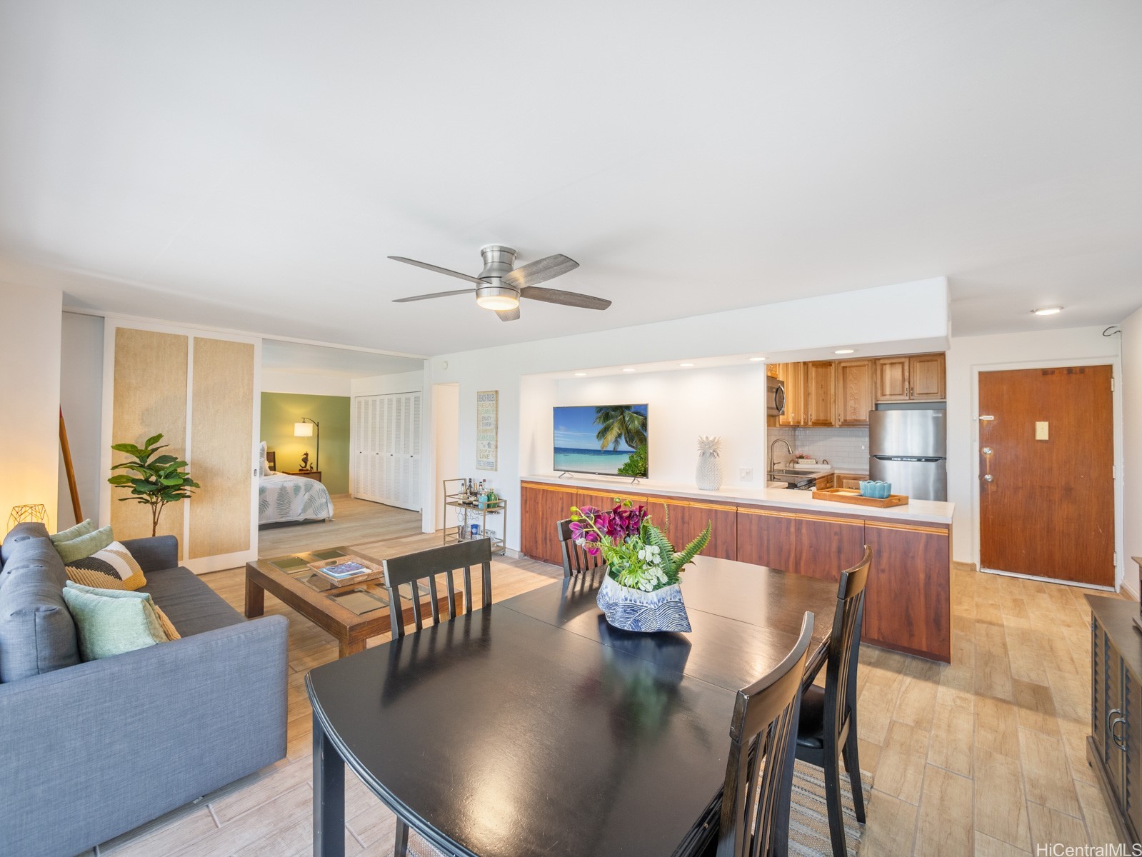 710 Lunalilo Street 402