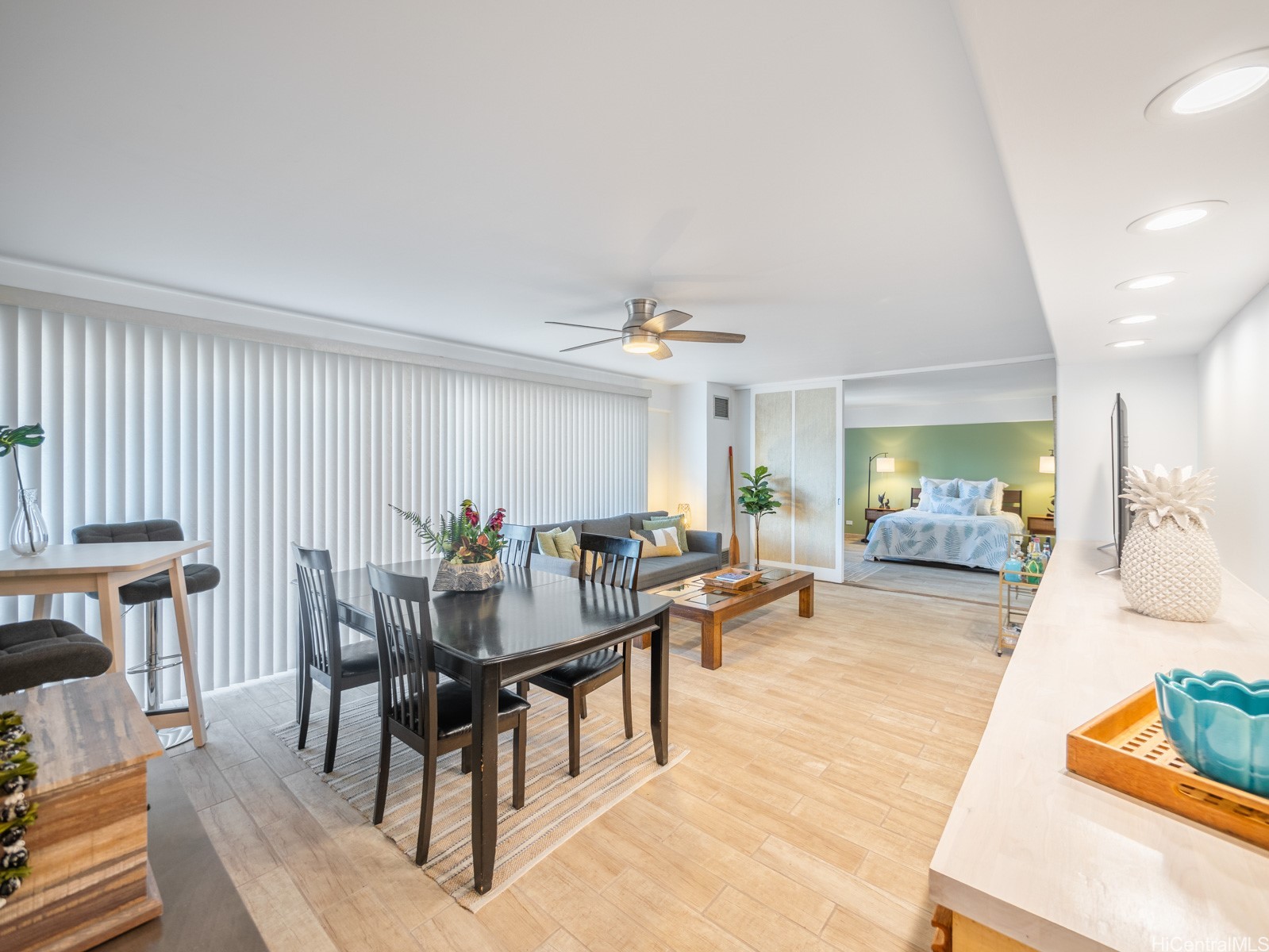 710 Lunalilo Street 402