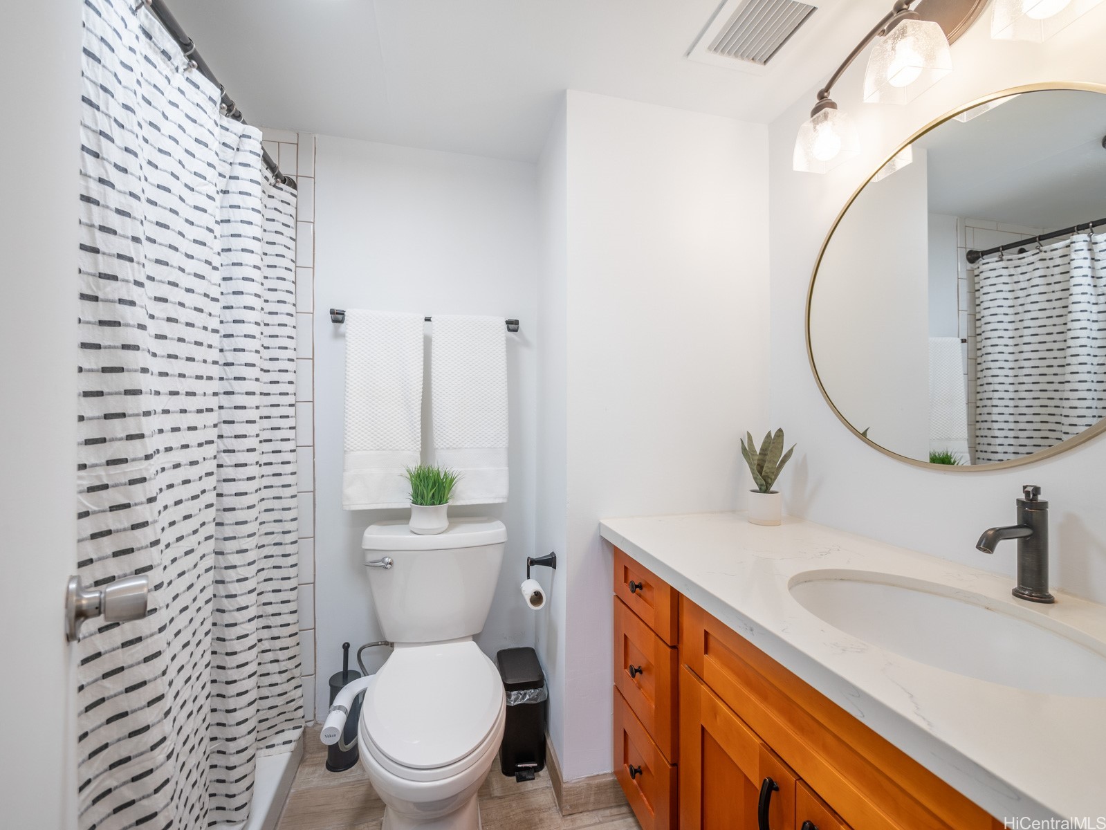 710 Lunalilo Street 402