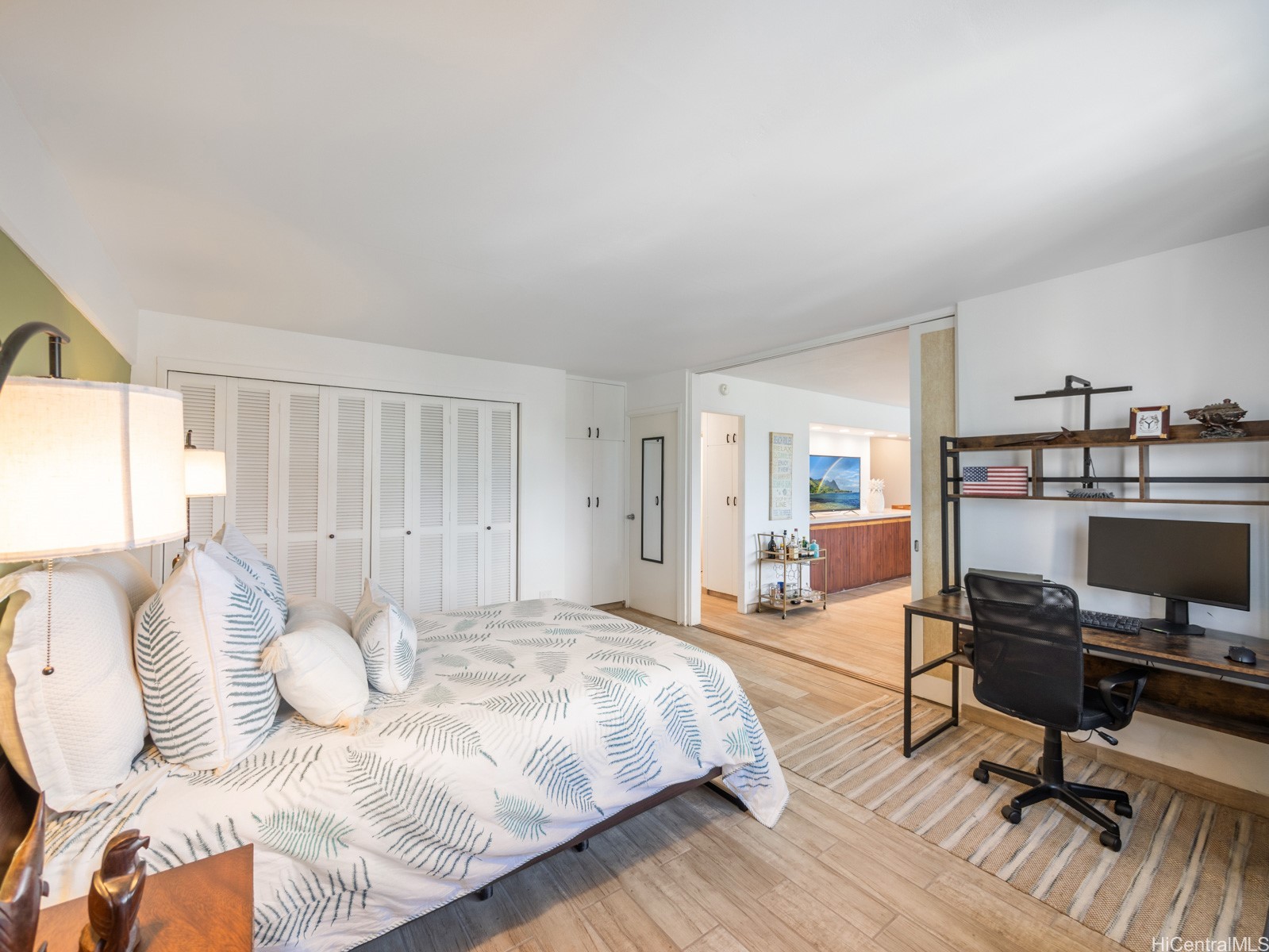 710 Lunalilo Street 402