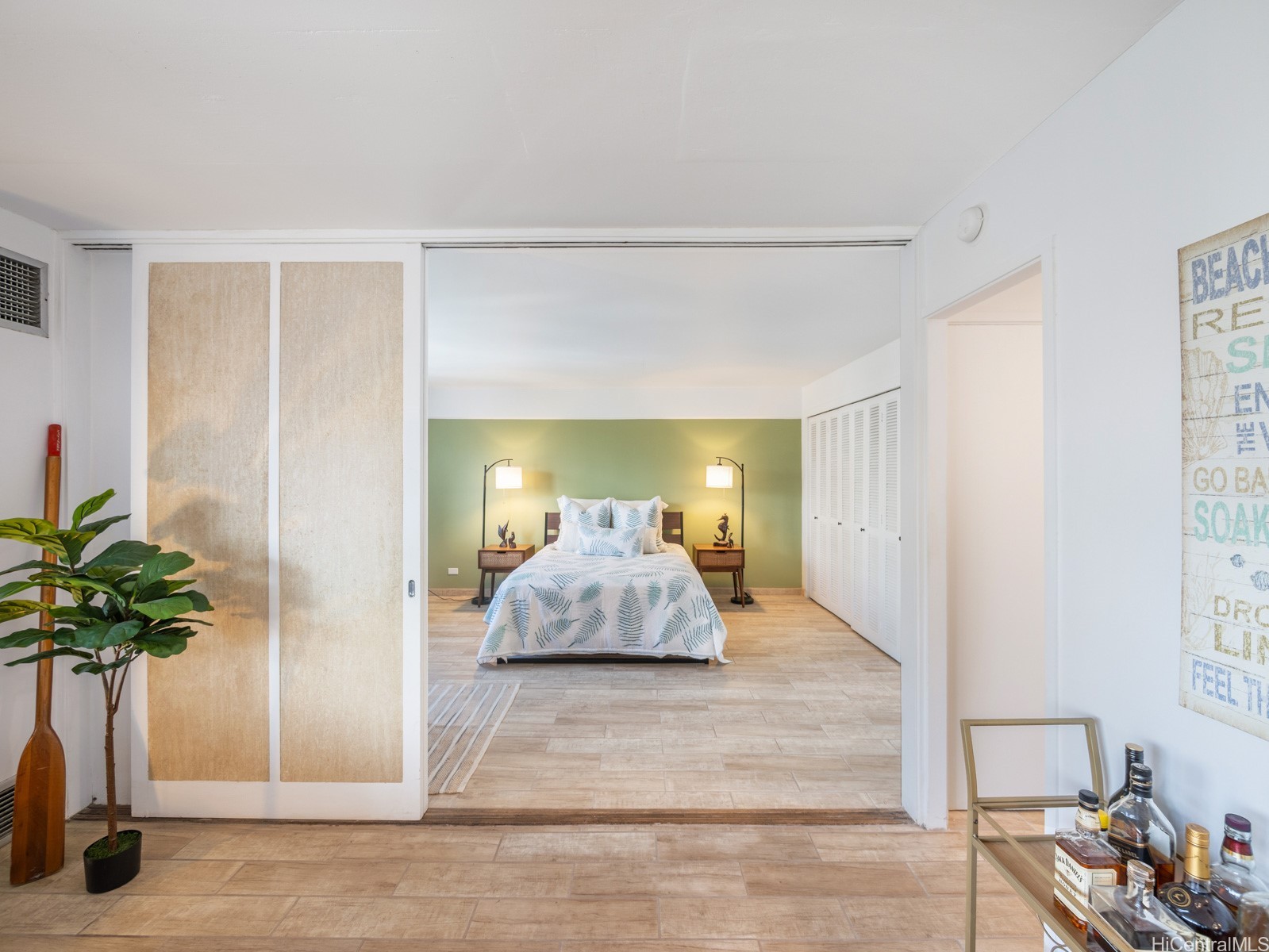 710 Lunalilo Street 402