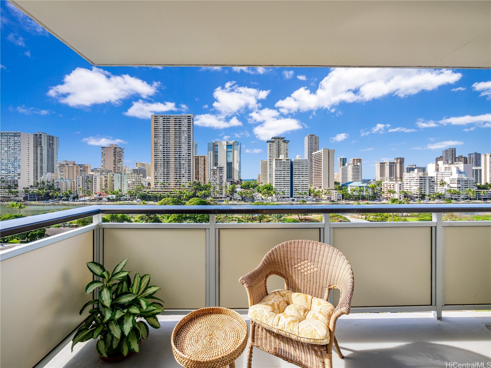 509 University Avenue 1003
