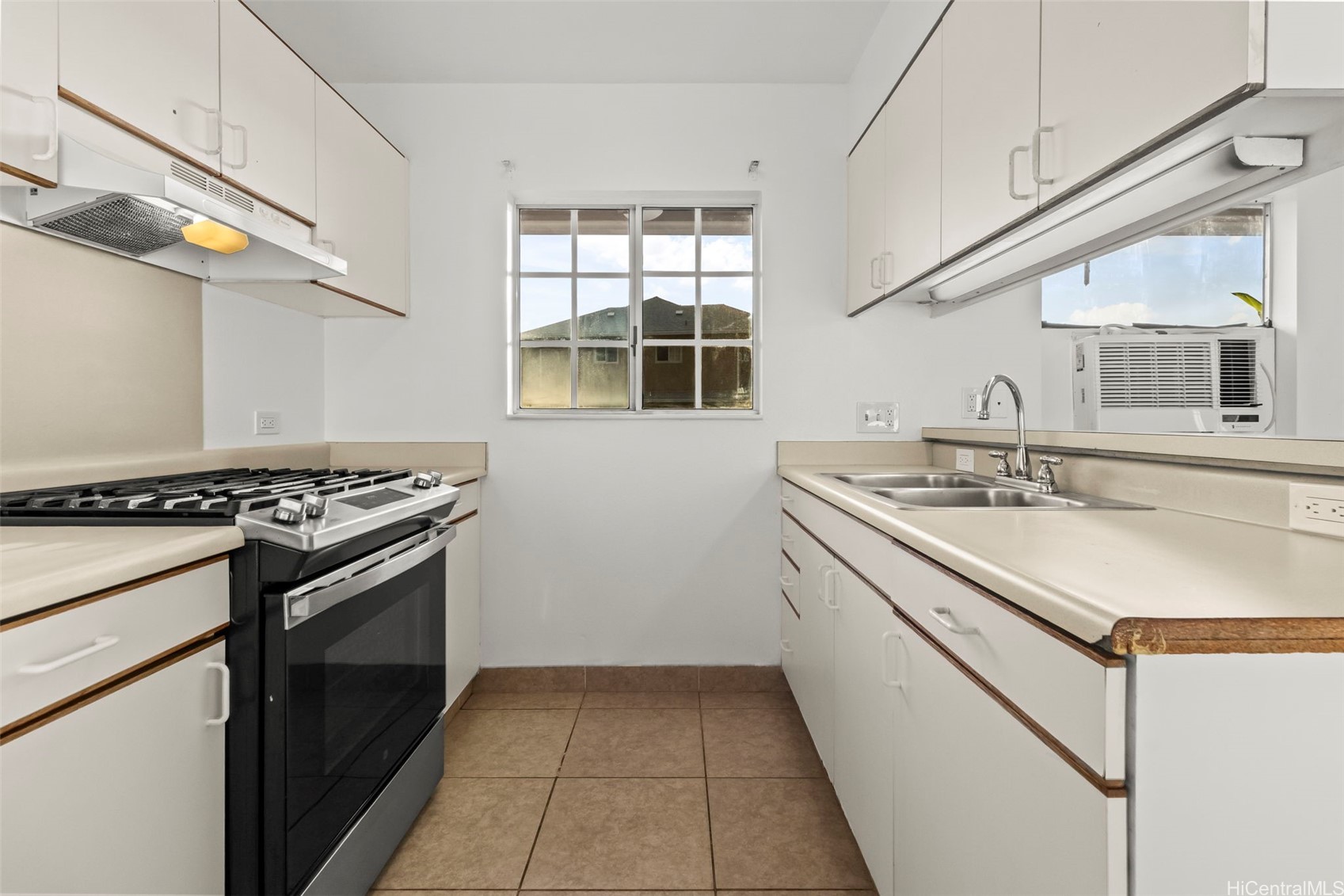 91-1008 Makaaloa Street 3E