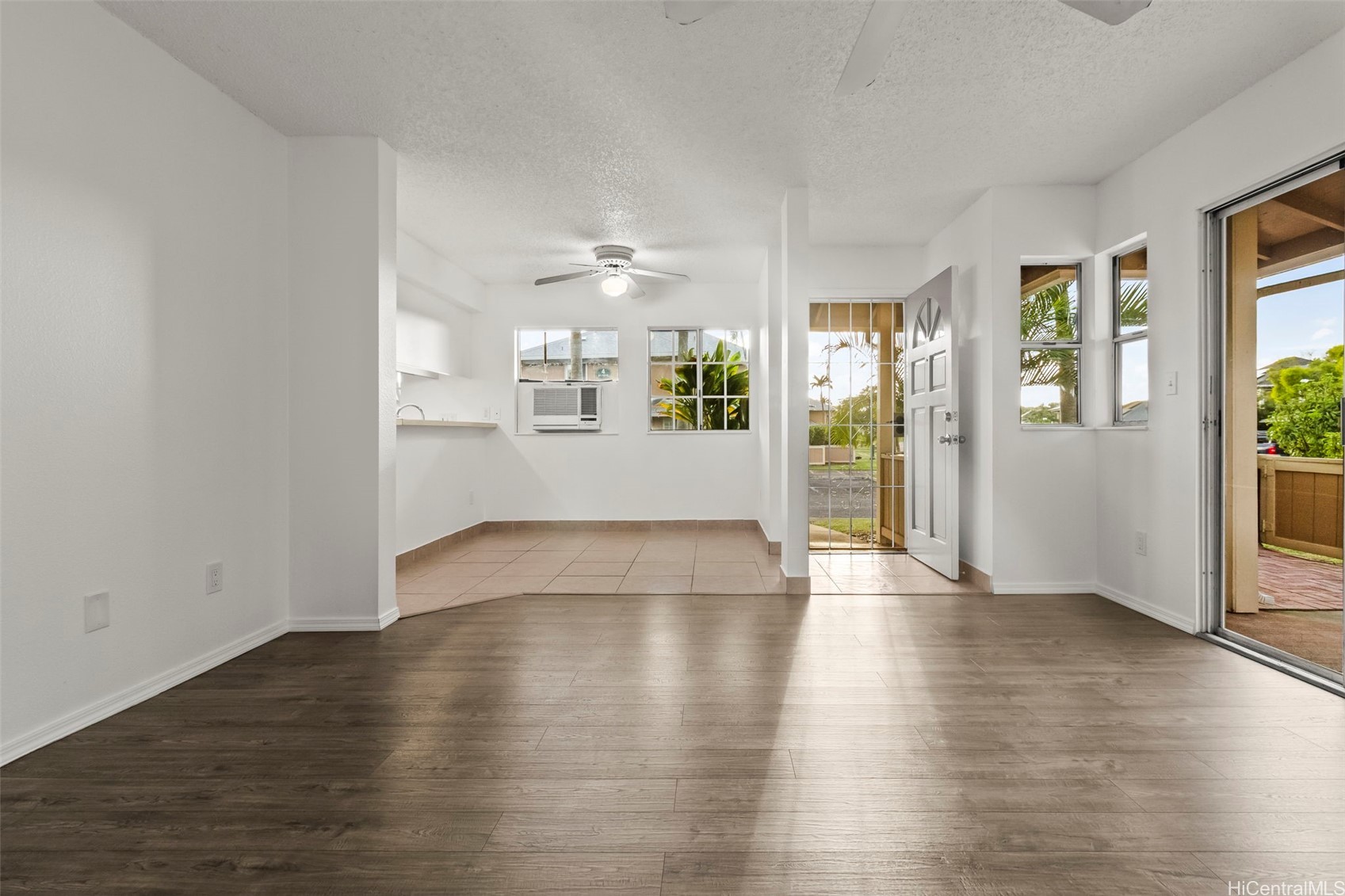 91-1008 Makaaloa Street 3E